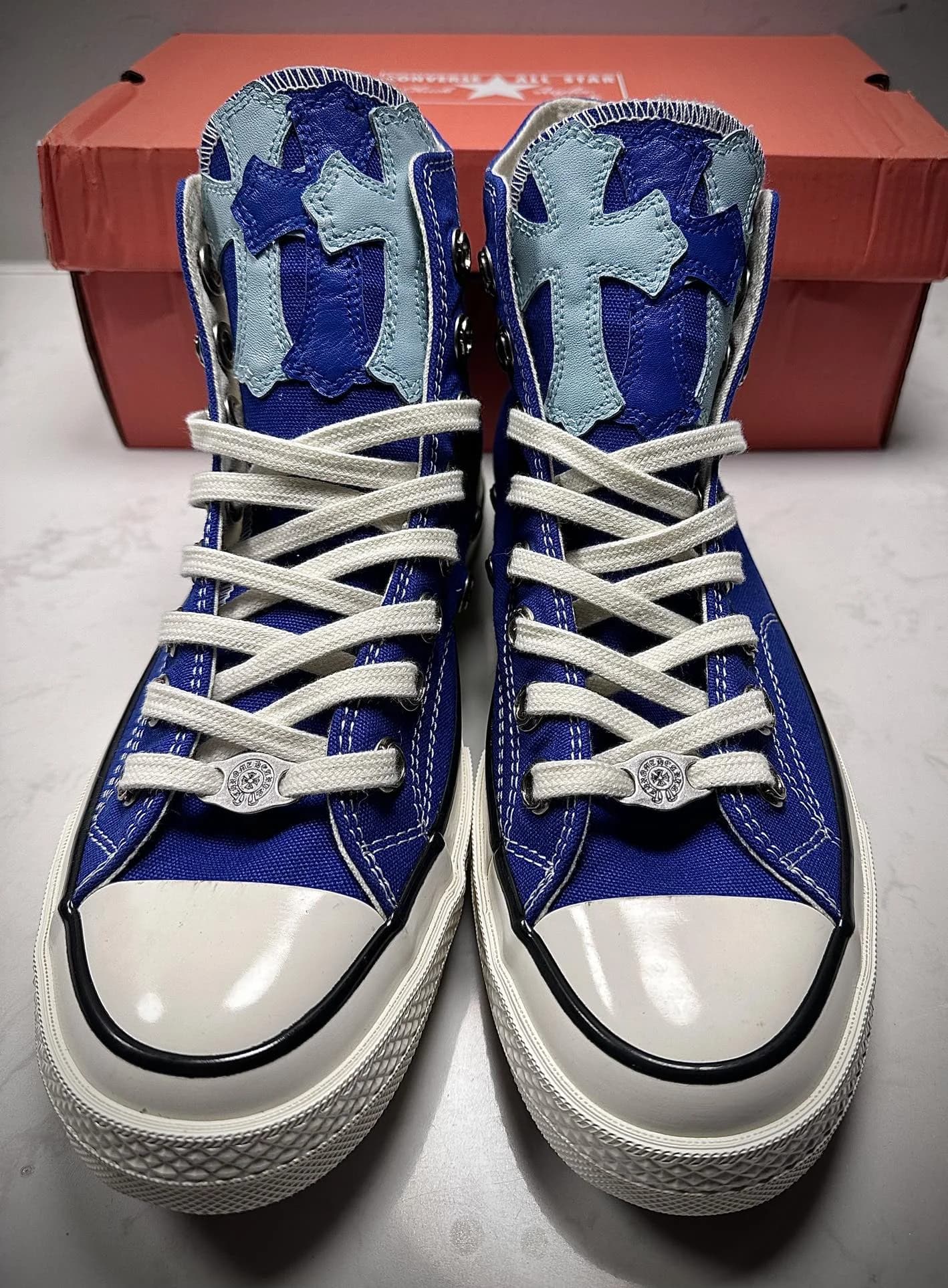 Синие высокие кеды Chrome Hearts x Converse Chuck 70 вид сверху