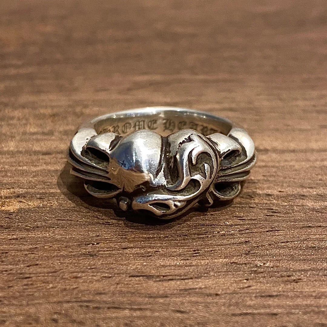 Серебряное кольцо Chrome Hearts Floral Heart, вид спереди