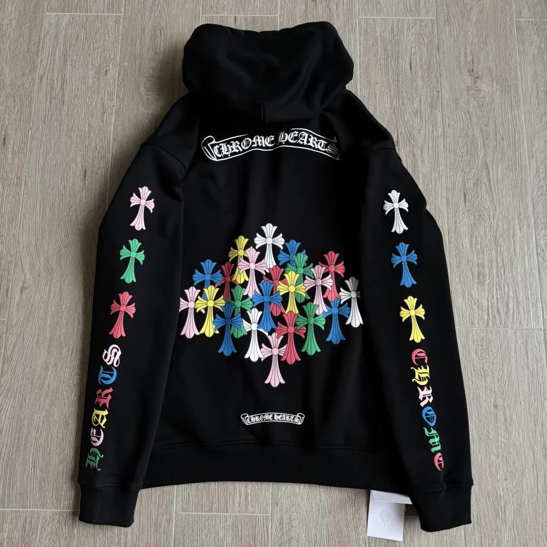 Черное зип-худи Chrome Hearts с разноцветным принтом, вид сзади