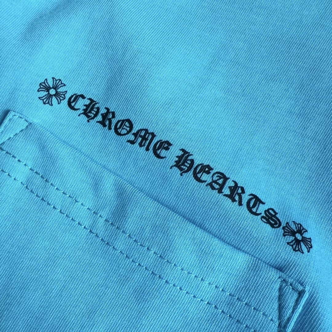 Принт Chrome Hearts над нагрудным карманом лонгслива