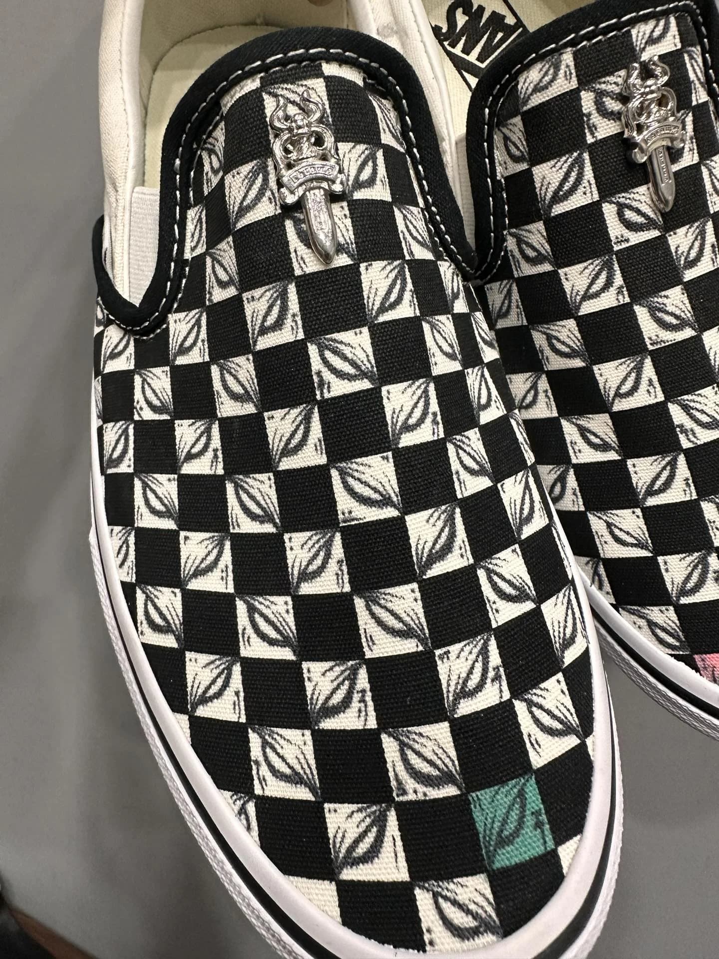 Текстильные слипоны Chrome Hearts с серебряным декором