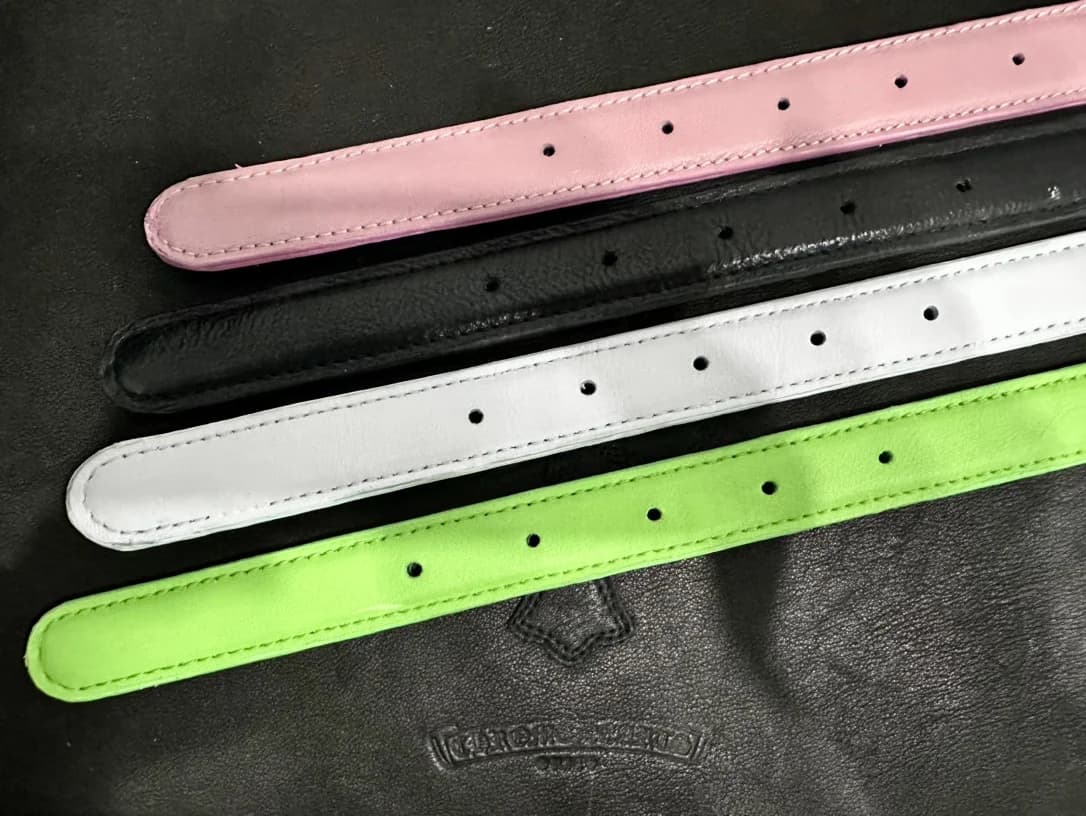 Концы полотен ремней Chrome Hearts с отверстиями для регулировки размера