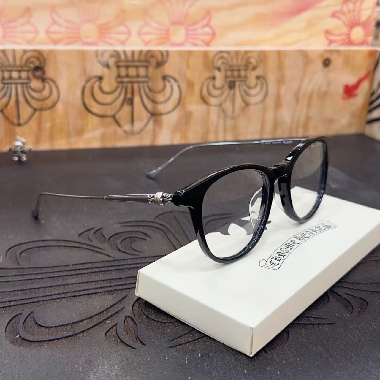 Оправа Chrome Hearts PLUCK ракурс три четверти слева