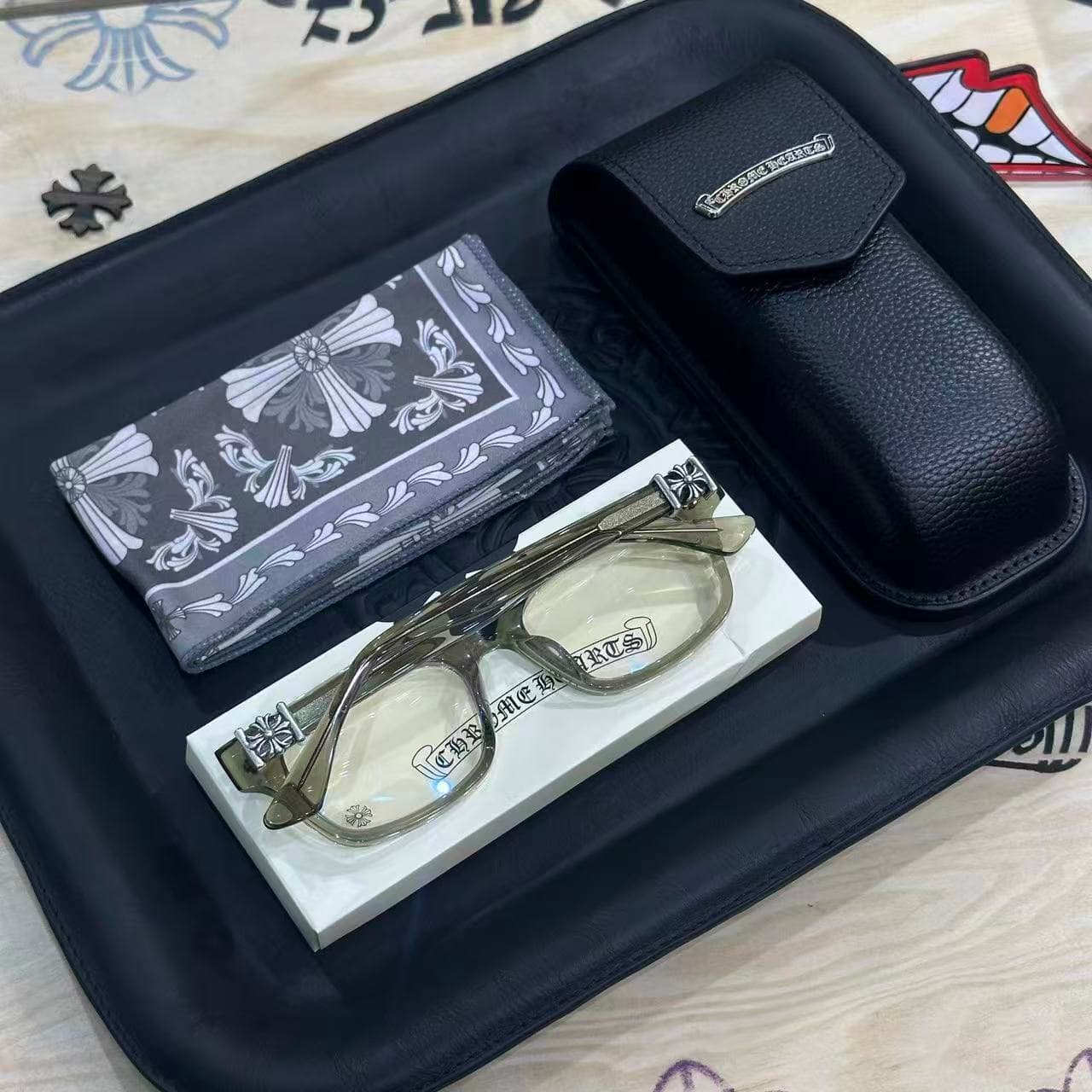 Оправа Chrome Hearts VAGILANTE с прозрачными линзами, вид сверху