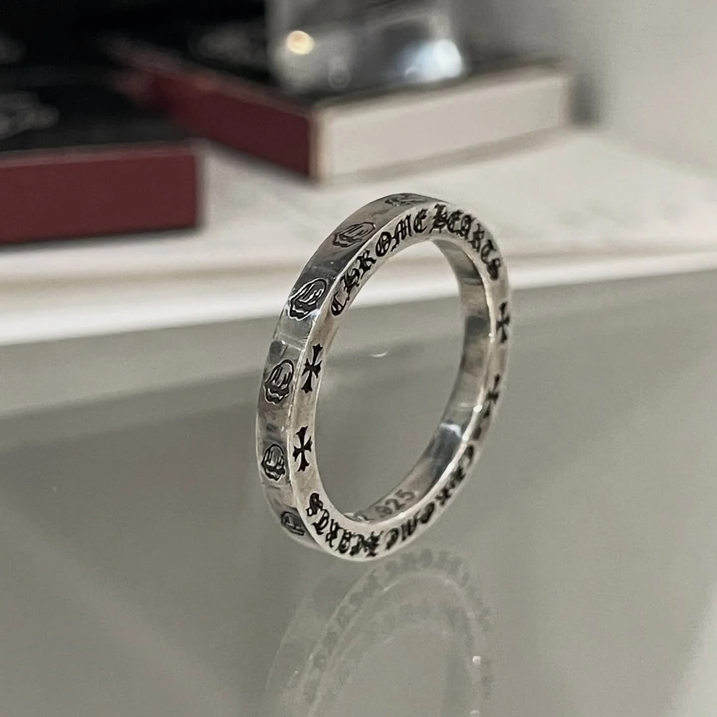 Кольцо Chrome Hearts Rolling Stones с фирменной готической гравировкой