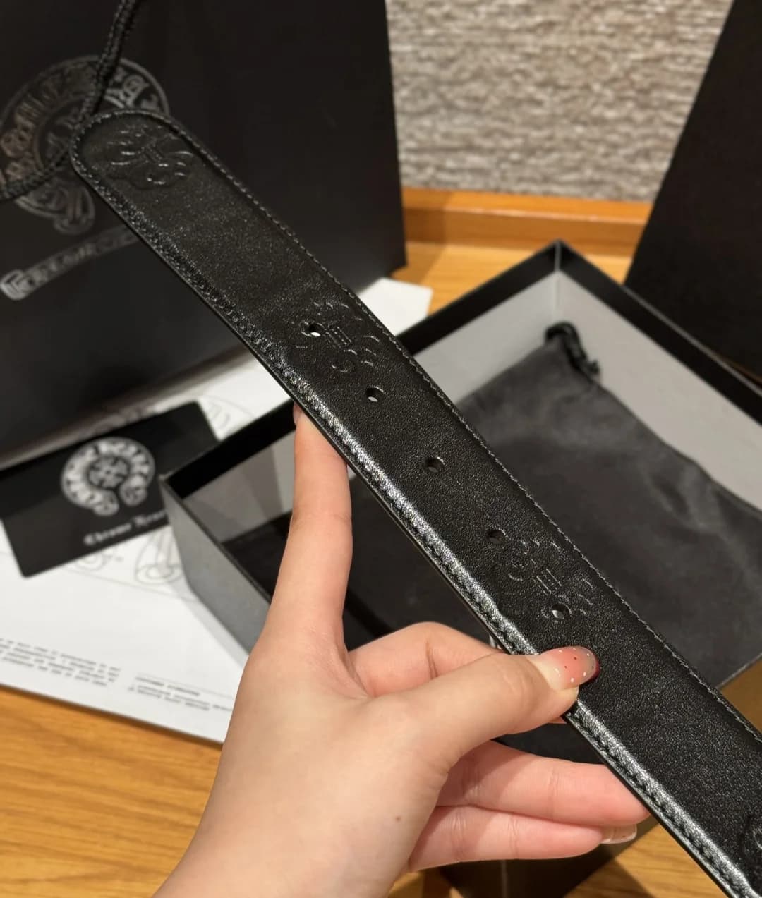 Полотно ремня Chrome Hearts с перфорацией и декоративной отделкой