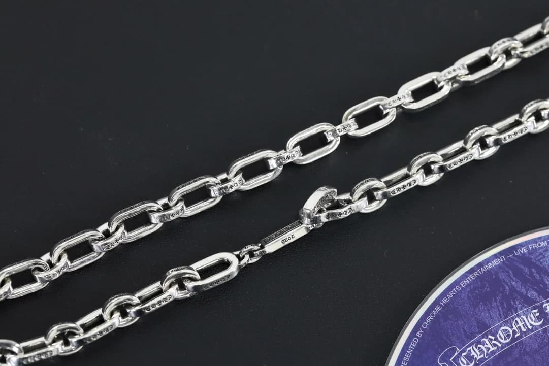 Фактурное плетение серебряной цепи Chrome Hearts Paper E