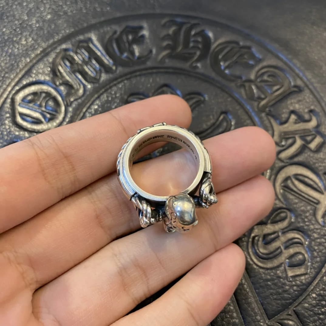 Кольцо Chrome Hearts Foti, вид на внутреннюю сторону шинки