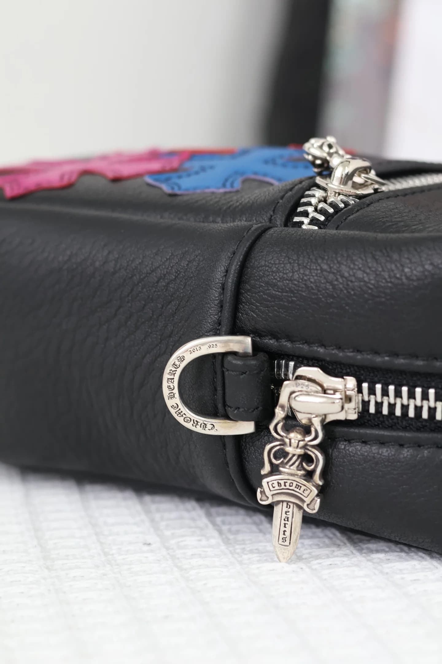 Серебряный пуллер молнии Dagger и кольцо крепления сумки Chrome Hearts