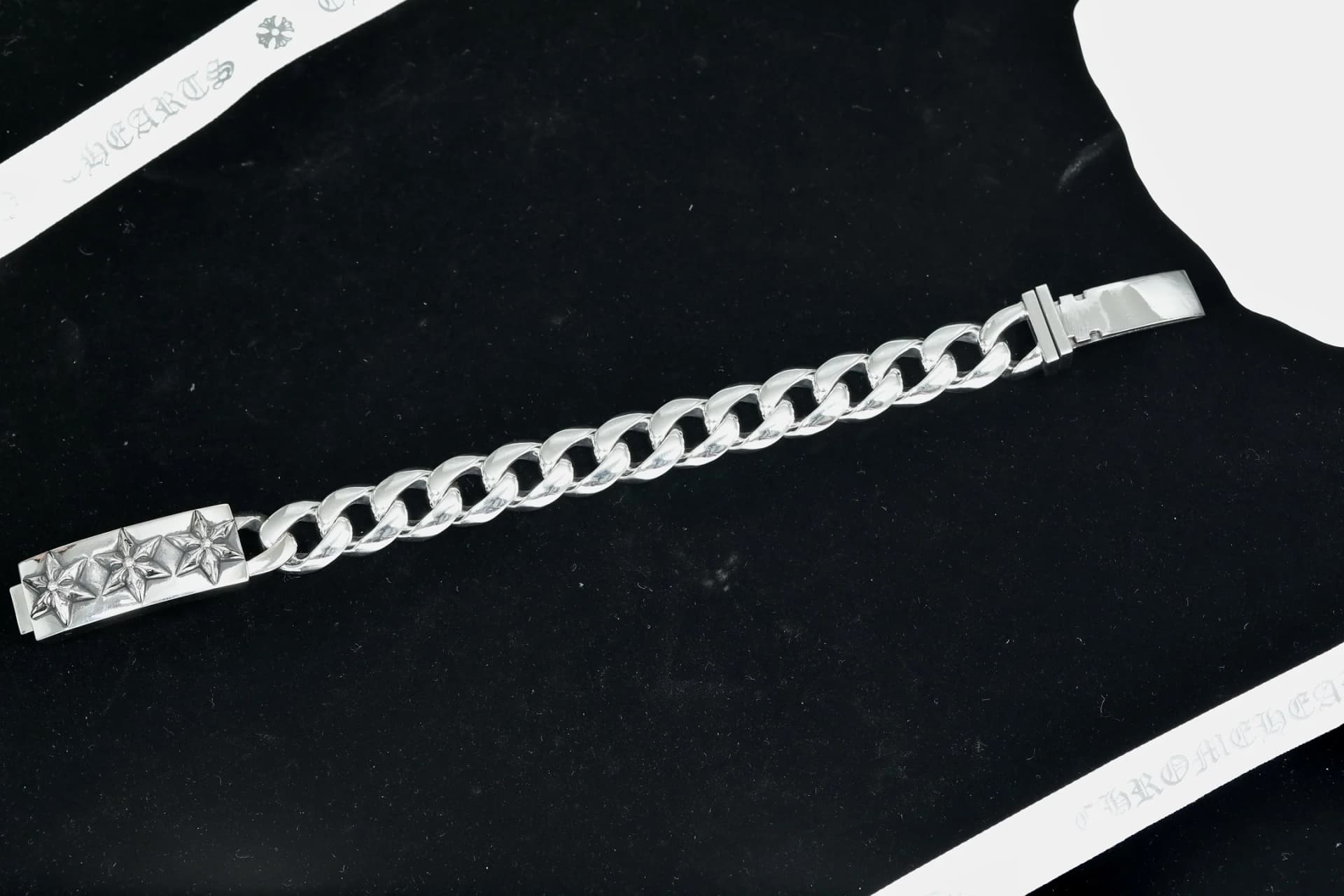 Серебряный браслет Chrome Hearts Star ID в разложенном виде