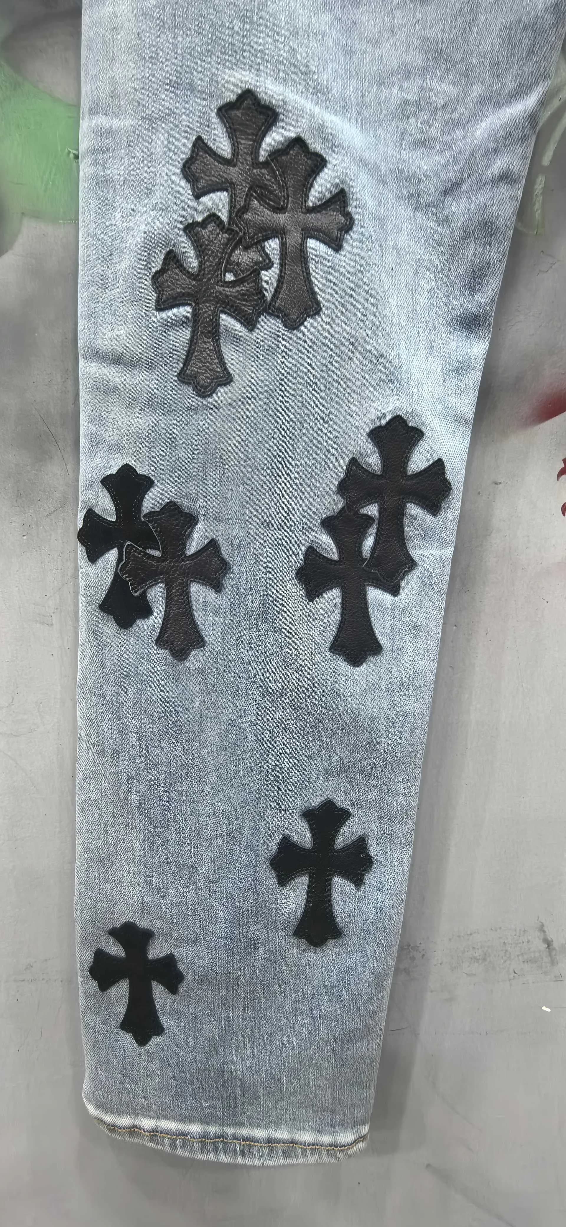 Нижняя часть штанины джинсов Chrome Hearts x Levi's 511 с кожаным декором
