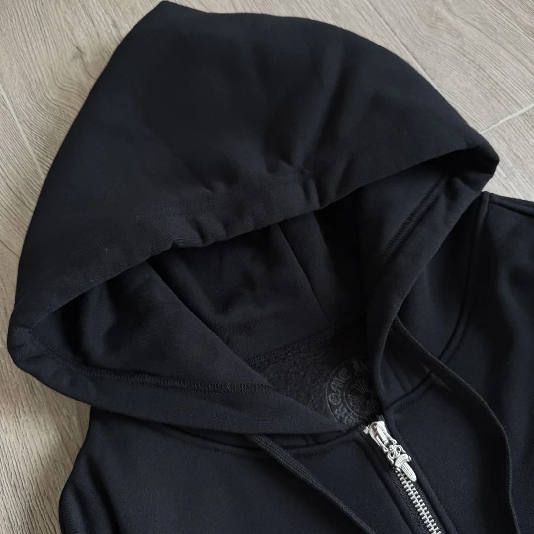 Капюшон черного зип-худи Chrome Hearts