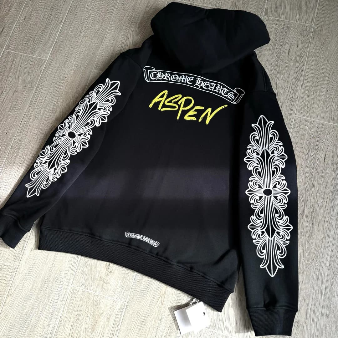 Черное зип-худи Chrome Hearts Aspen, вид сзади под углом