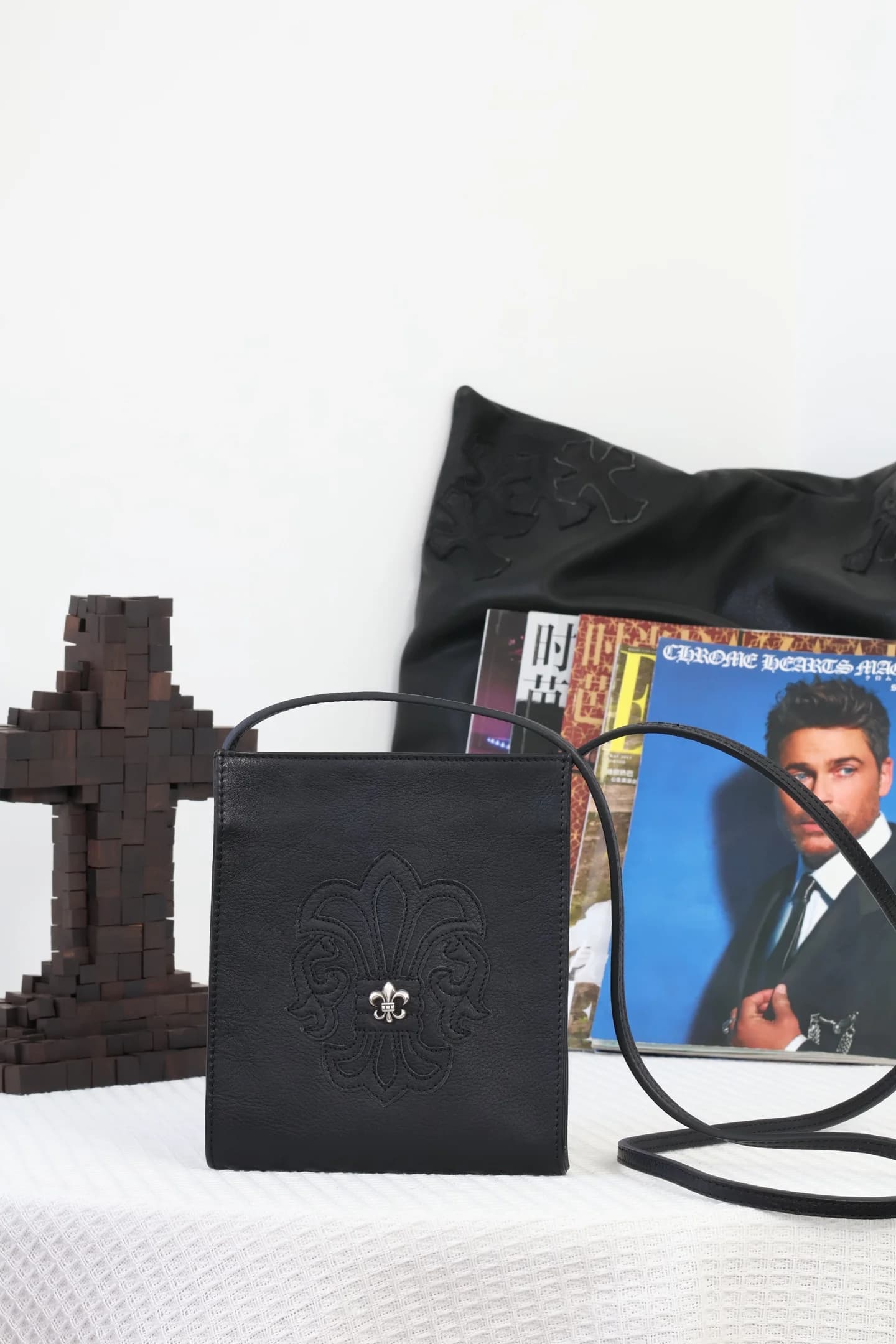 Сумка через плечо Chrome Hearts