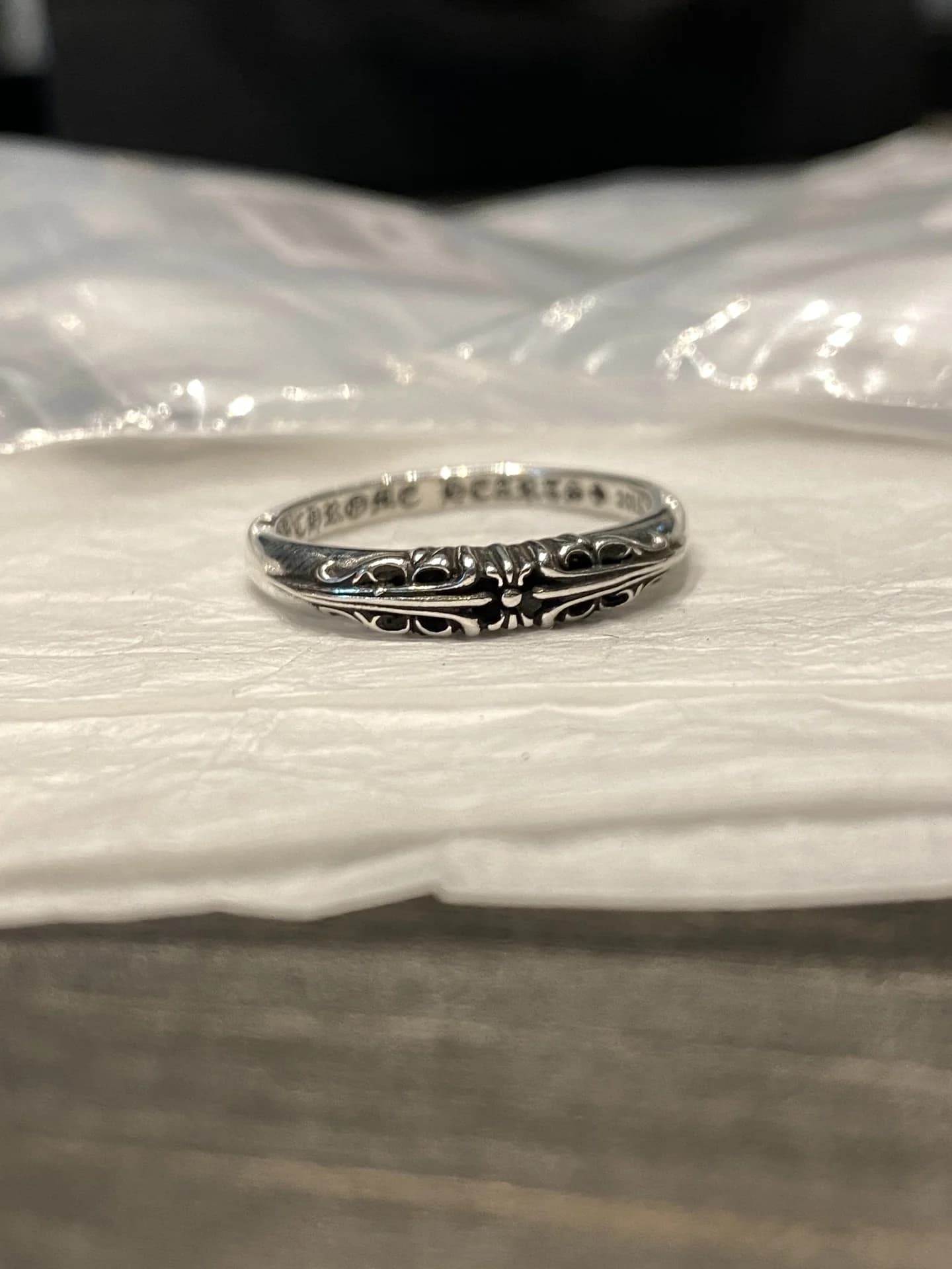 Серебряное кольцо Chrome Hearts Baby Classic KT, вид спереди