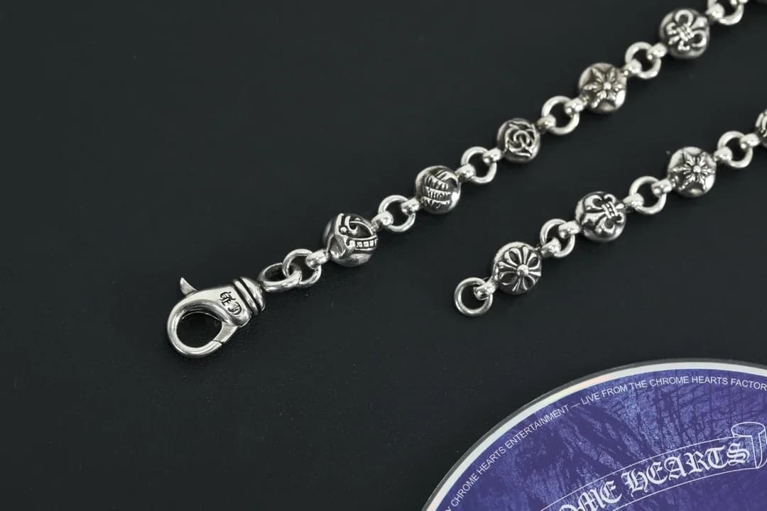 Замок и элементы цепочки колье Chrome Hearts из серебра