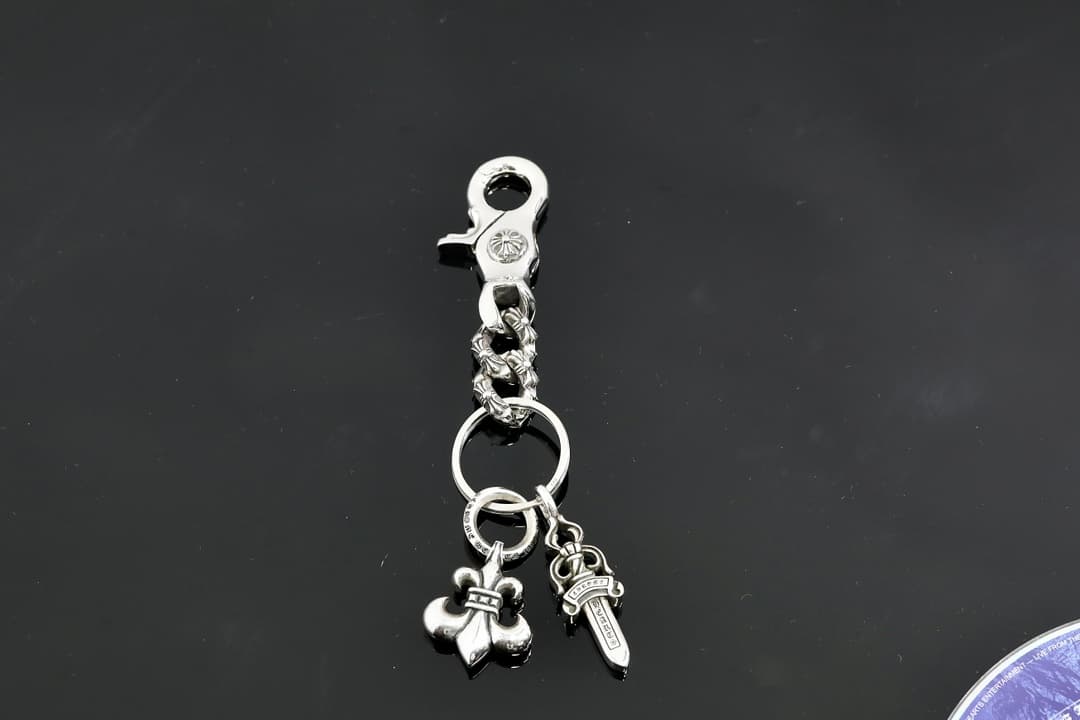 Серебряный брелок с подвесками Fleur и Dagger