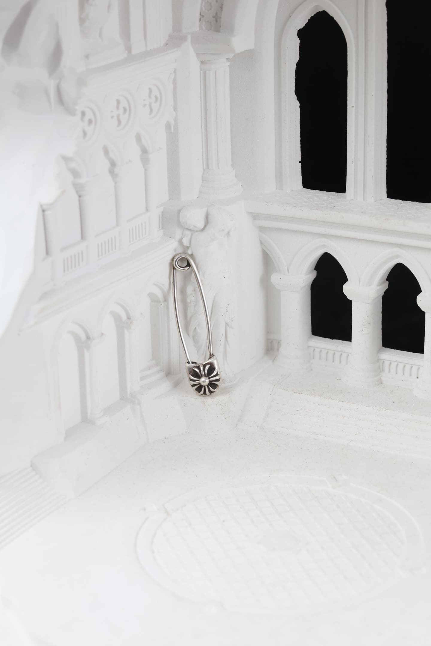 Брошь 31мм Chrome Hearts