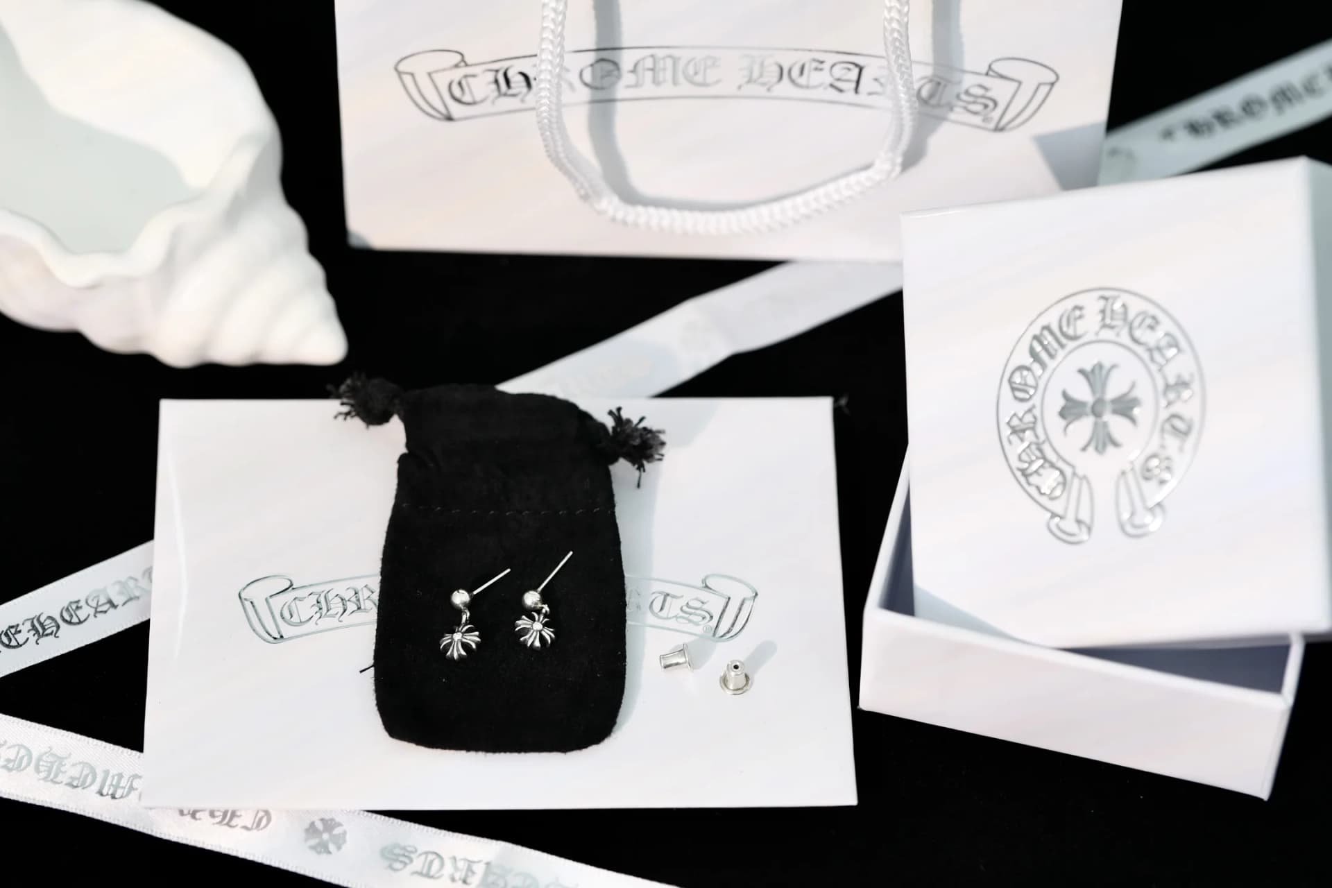 Комплект серег Chrome Hearts с фирменным мешочком, коробкой и пакетом