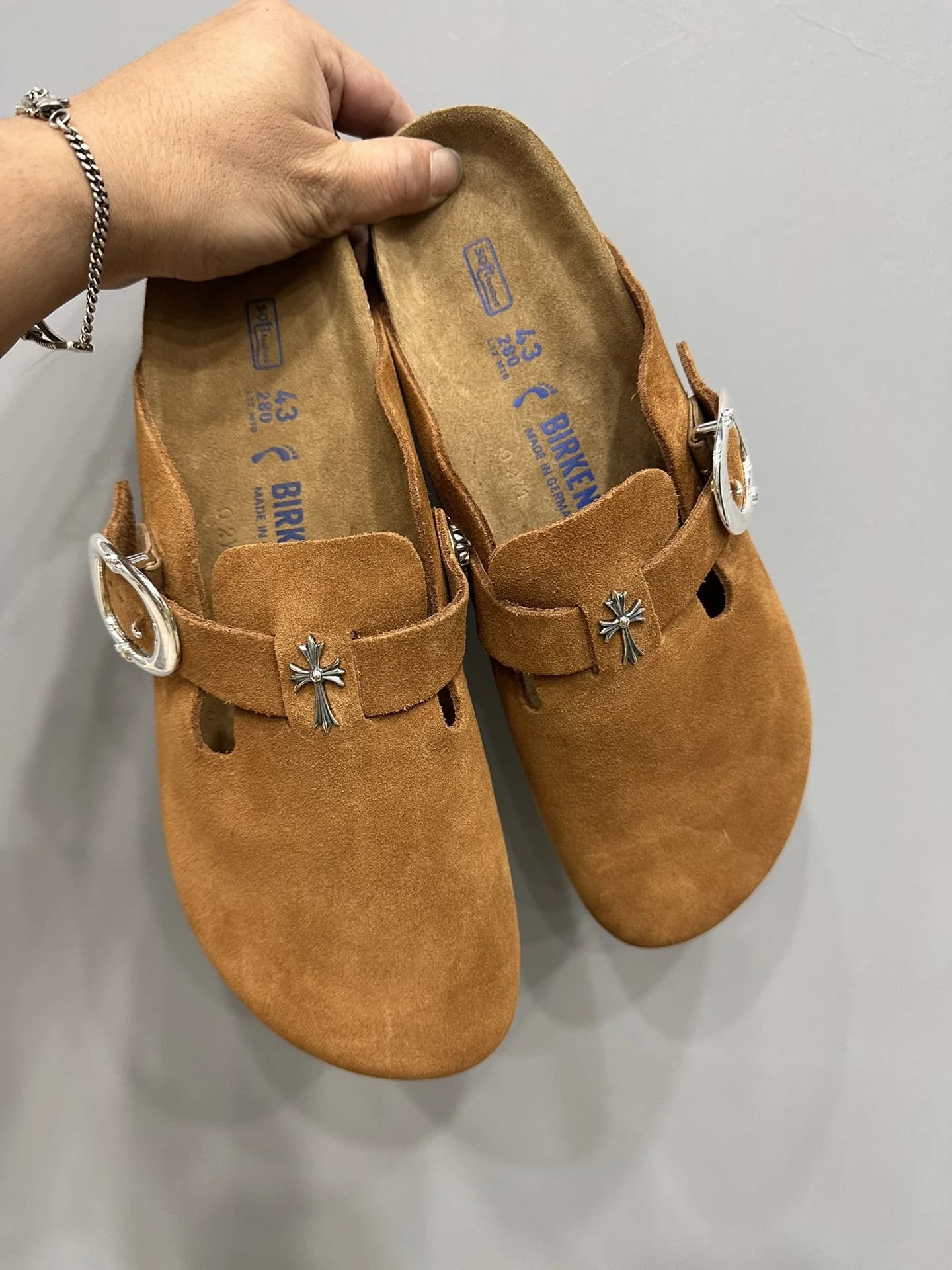 Тапки Chrome Hearts x Birkenstock