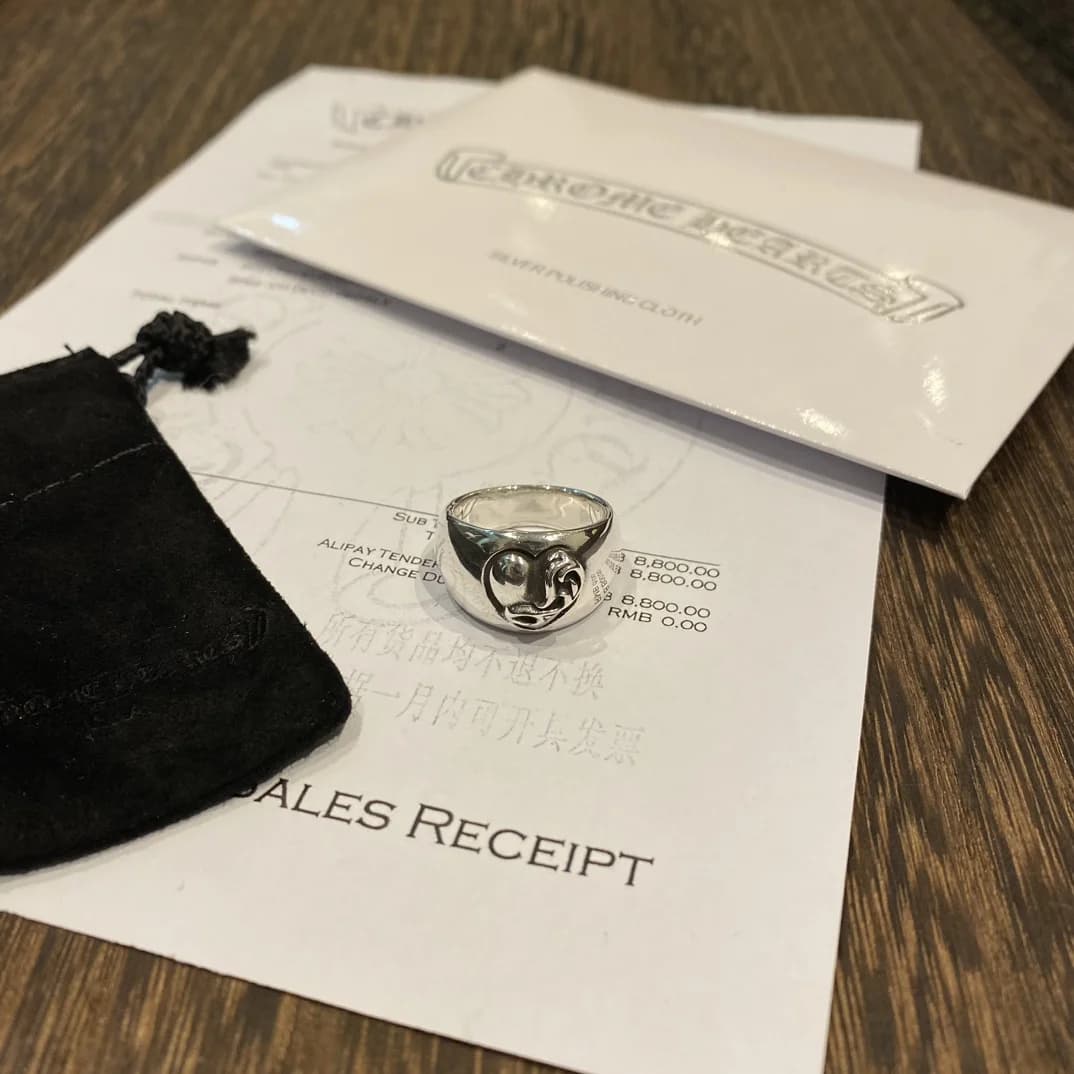 Серебряное кольцо Chrome Hearts Heart в комплекте с замшевым чехлом и документами