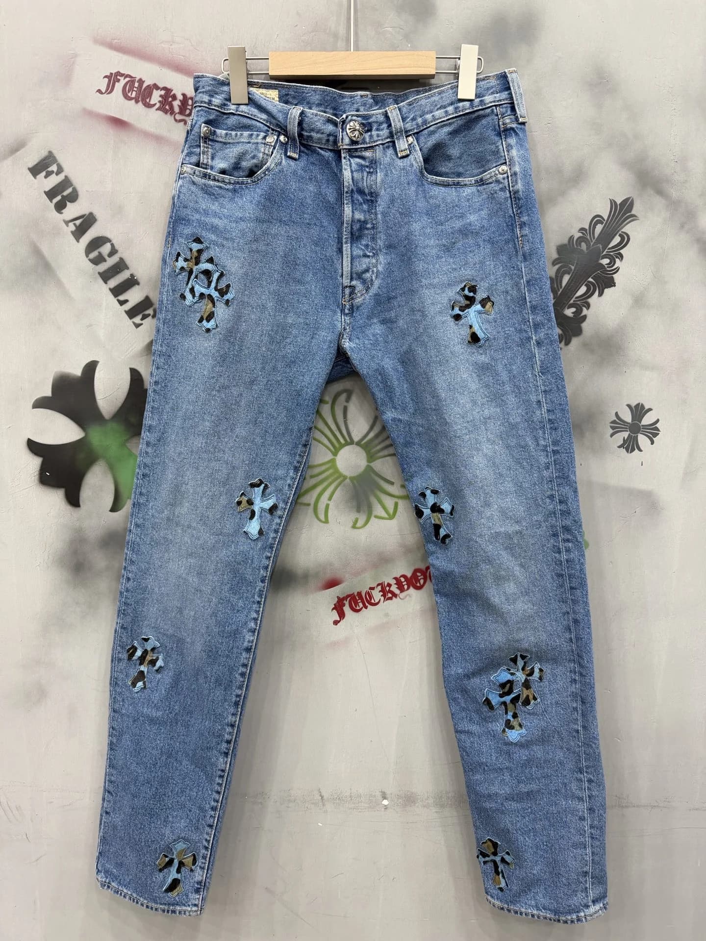 Джинсы Chrome Hearts