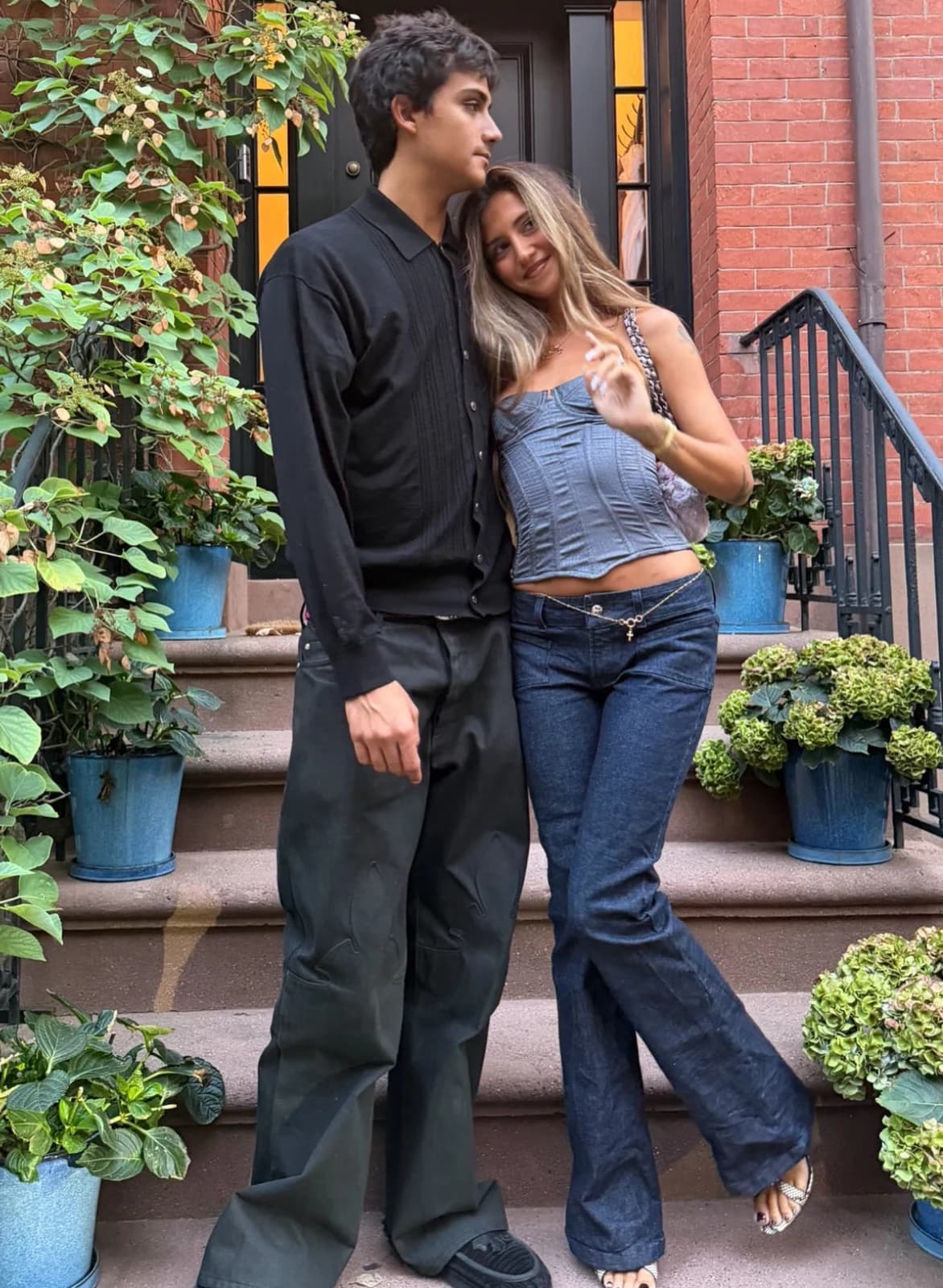 Вязаный кардиган Chrome Hearts в образе на модели