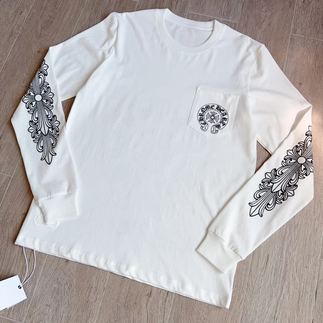 Белый лонгслив Chrome Hearts Las Vegas - вид под углом