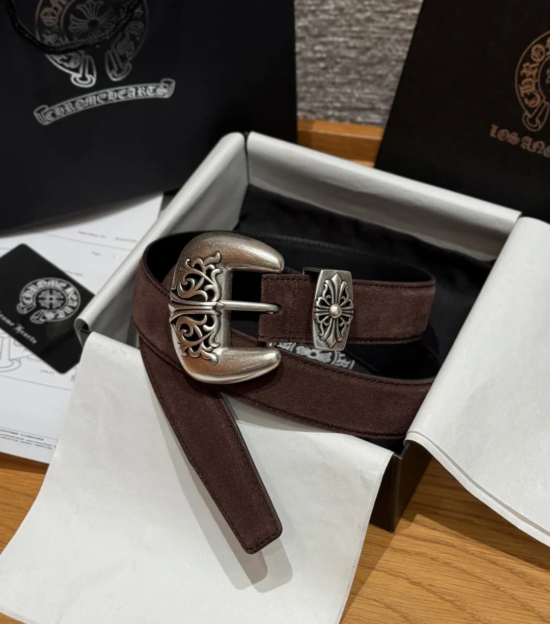 Коричневый замшевый ремень Chrome Hearts с массивной пряжкой в фирменной коробке