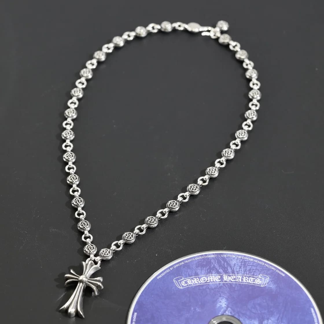 Колье Chrome Hearts