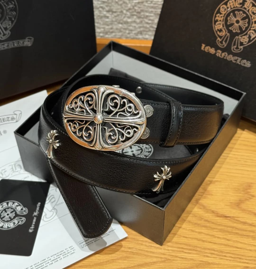 Черный кожаный ремень Chrome Hearts с овальной пряжкой Oval Cross в фирменной коробке