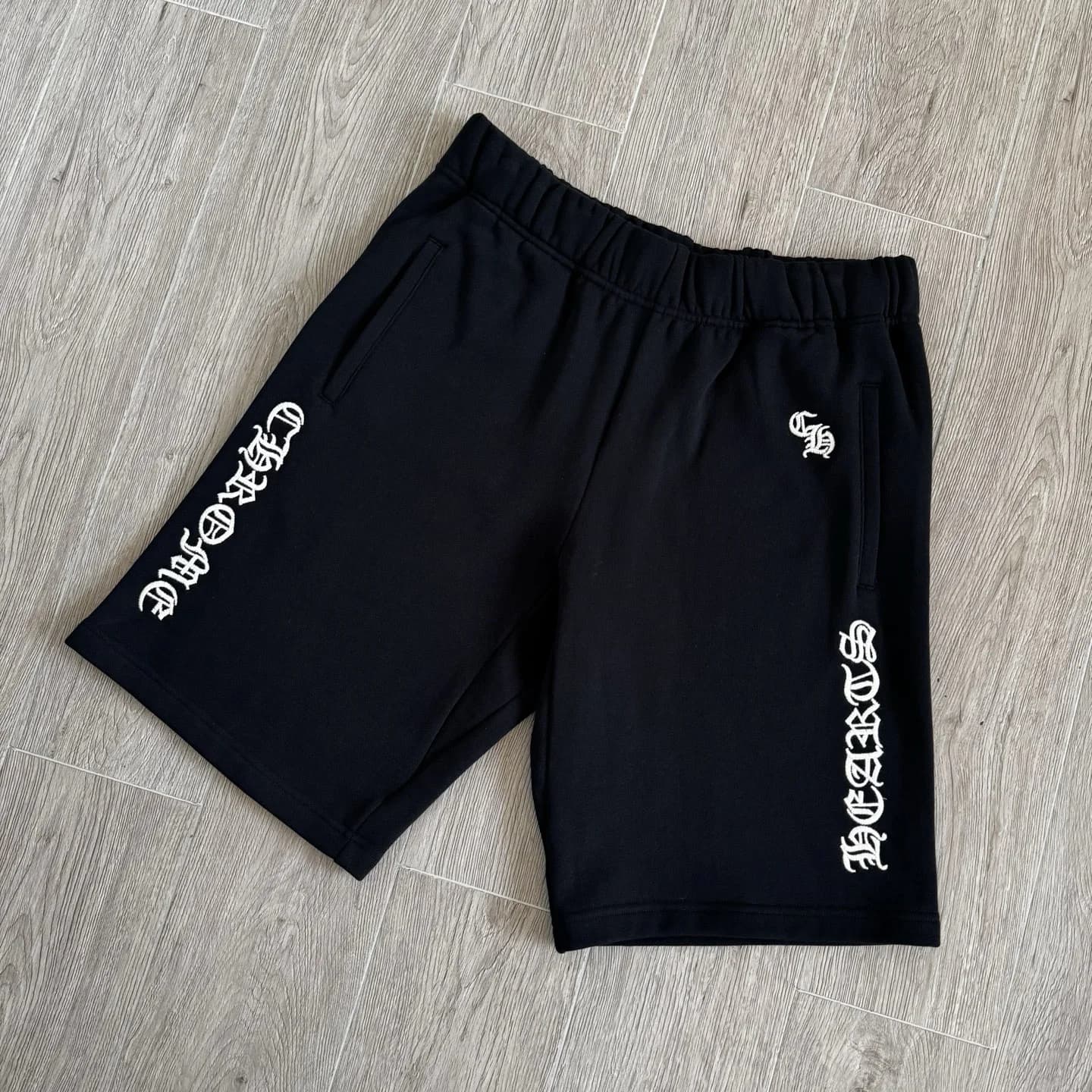 Шорты Chrome Hearts