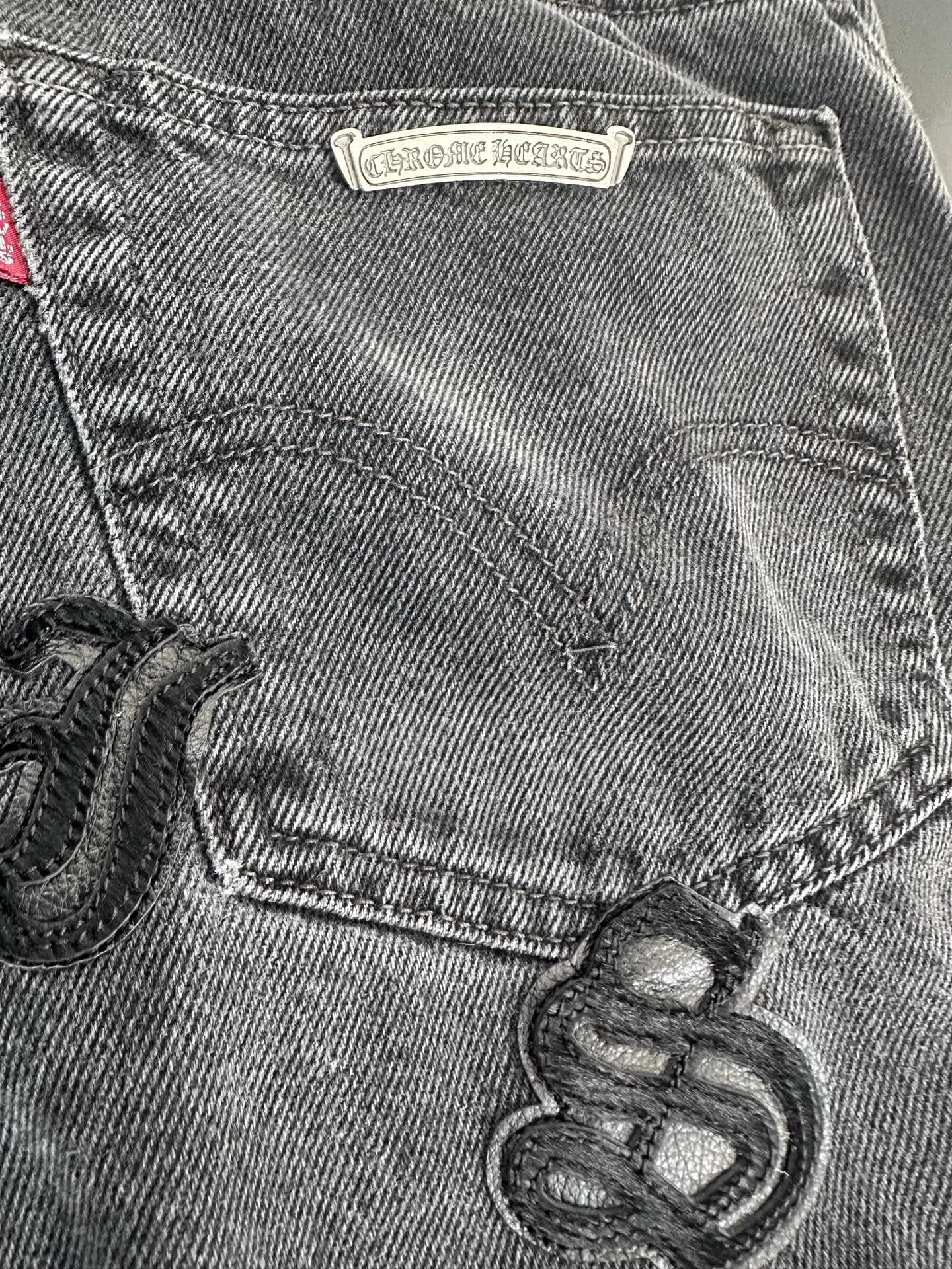 Джинсы Chrome Hearts x Levi's