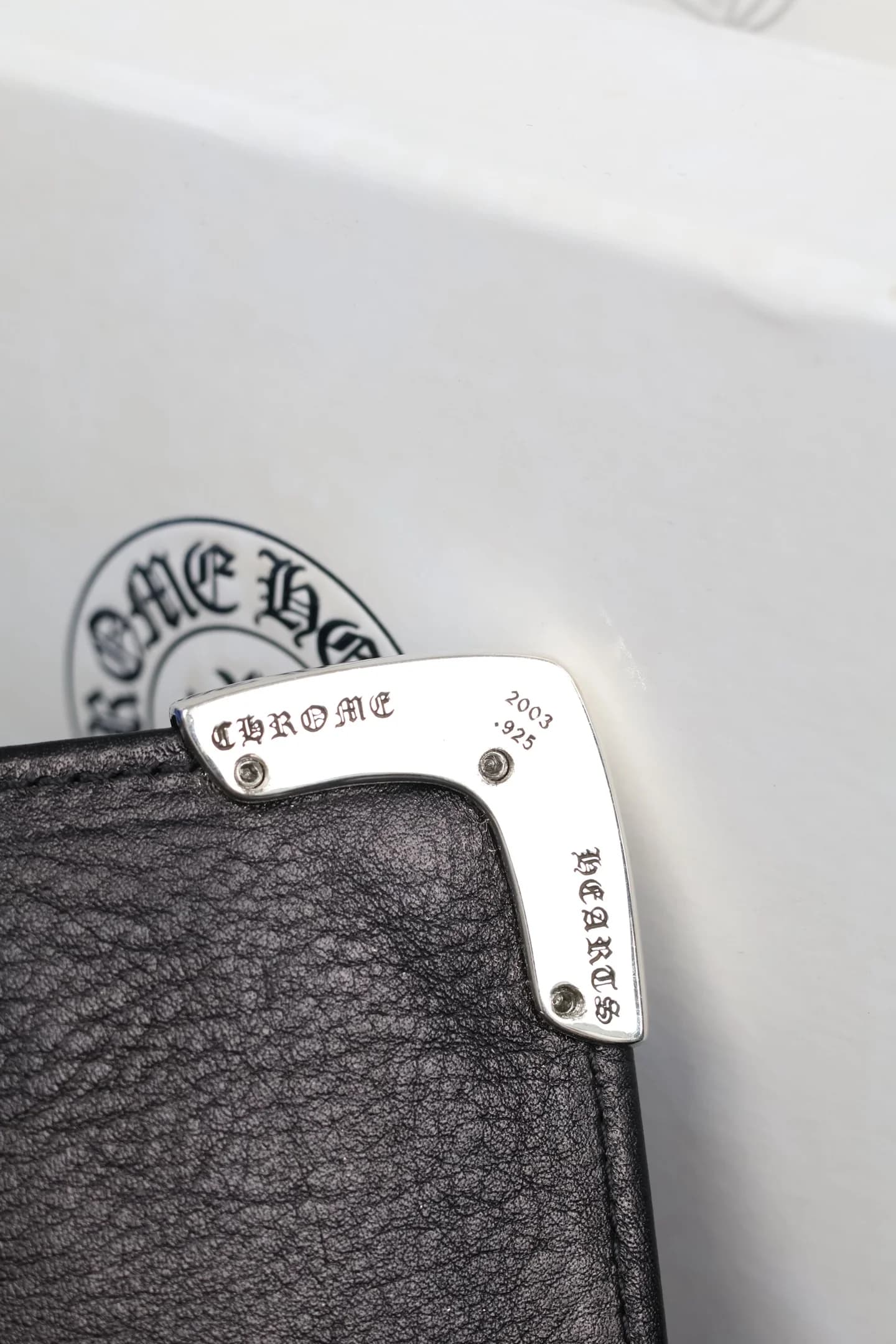 Внутренний серебряный фиксатор с гравировкой Chrome Hearts 925