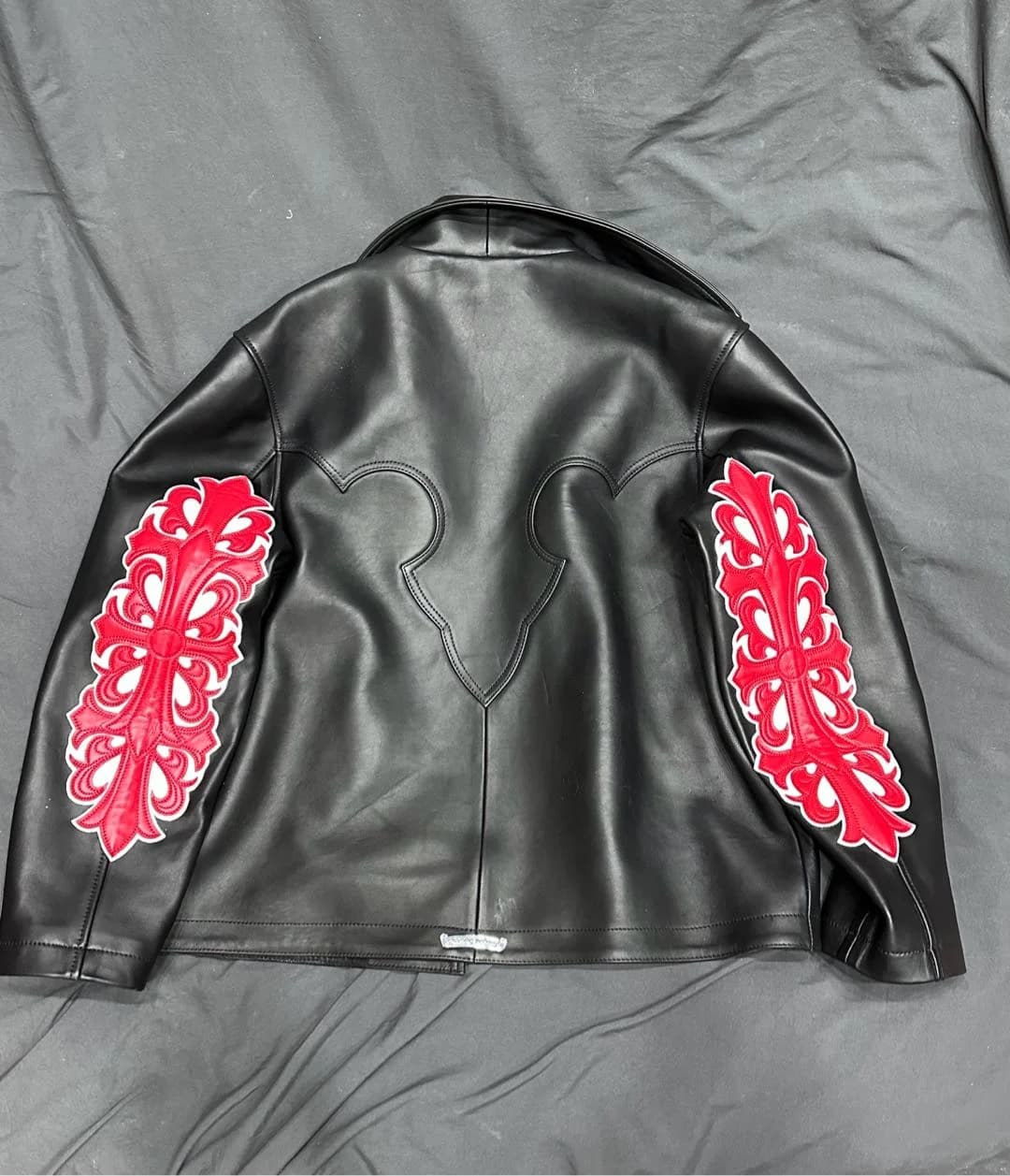 Кожаная куртка Chrome Hearts x Matty Boy Chomper черного цвета, вид сзади