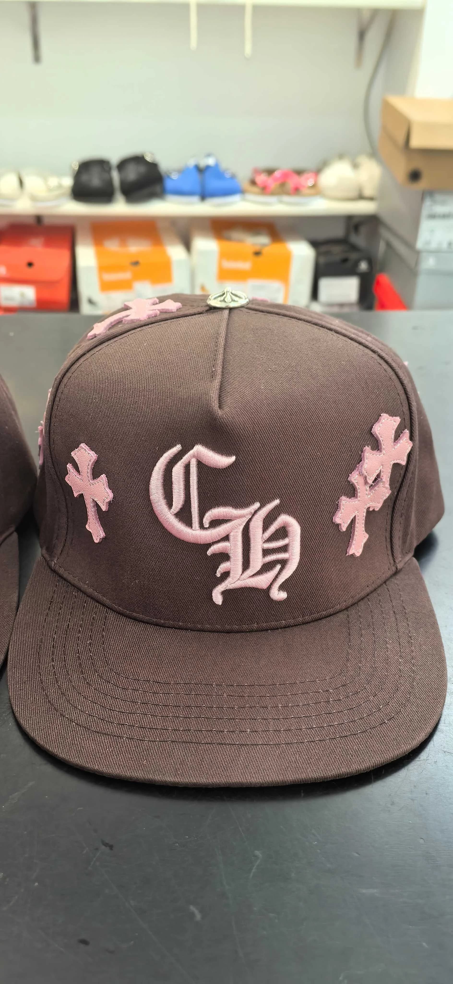 Chrome Hearts Бейсболка с кожаными нашивками