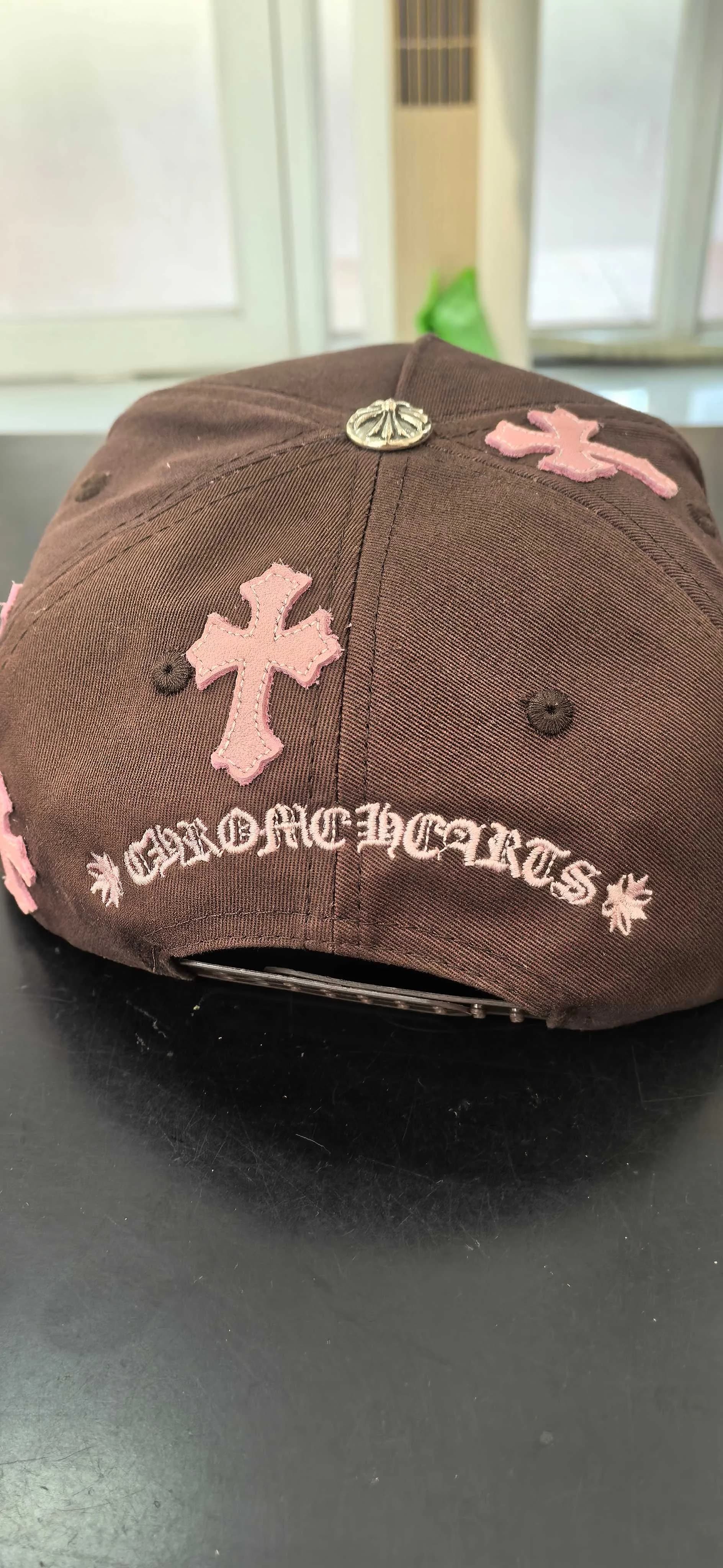 Chrome Hearts Бейсболка с кожаными нашивками