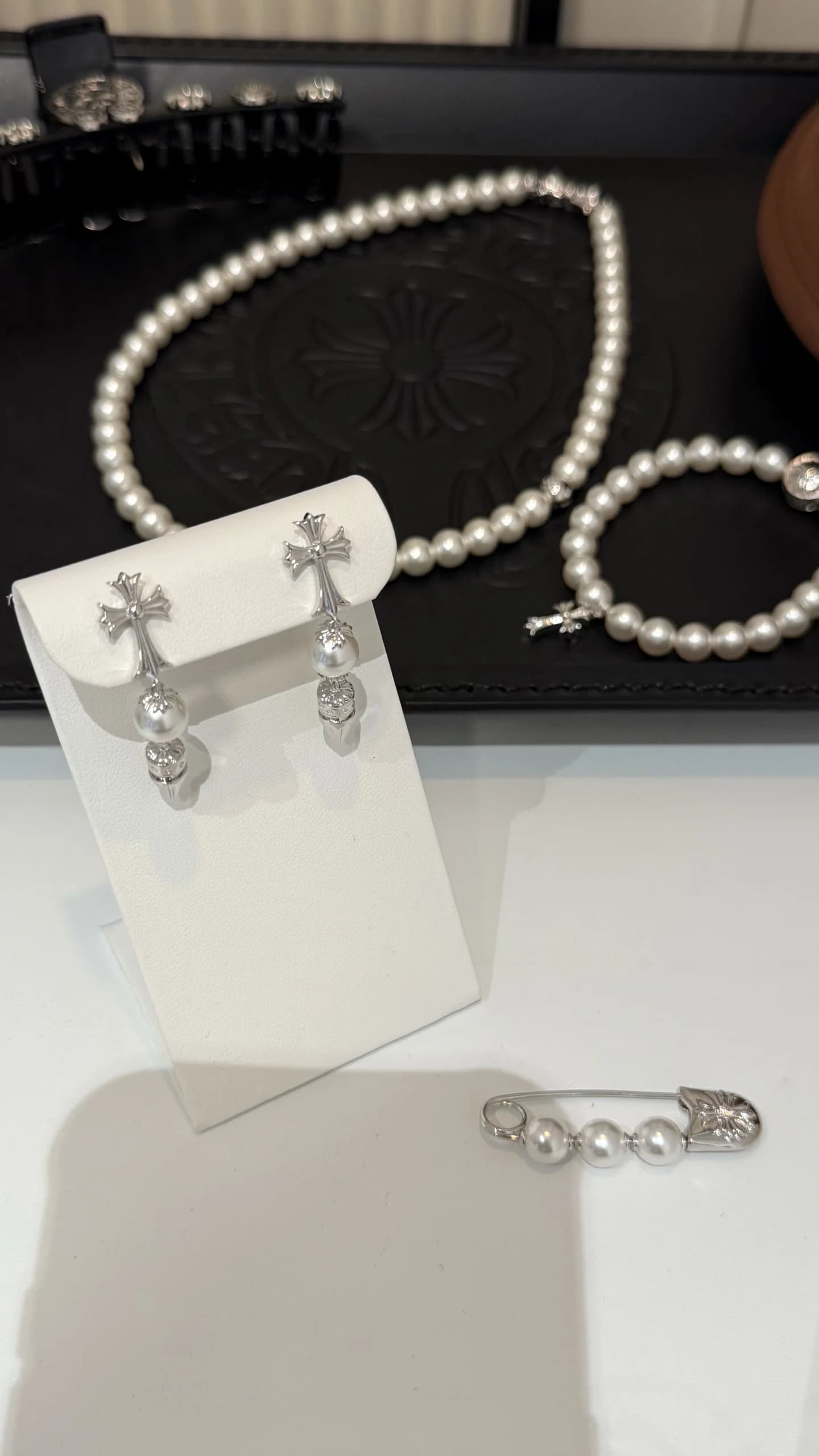 Серьги Chrome Hearts