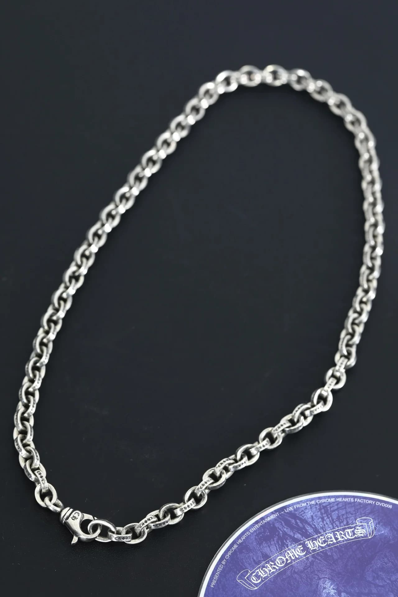 Серебряная цепь Chrome Hearts Paper Chain 60 см, общий вид