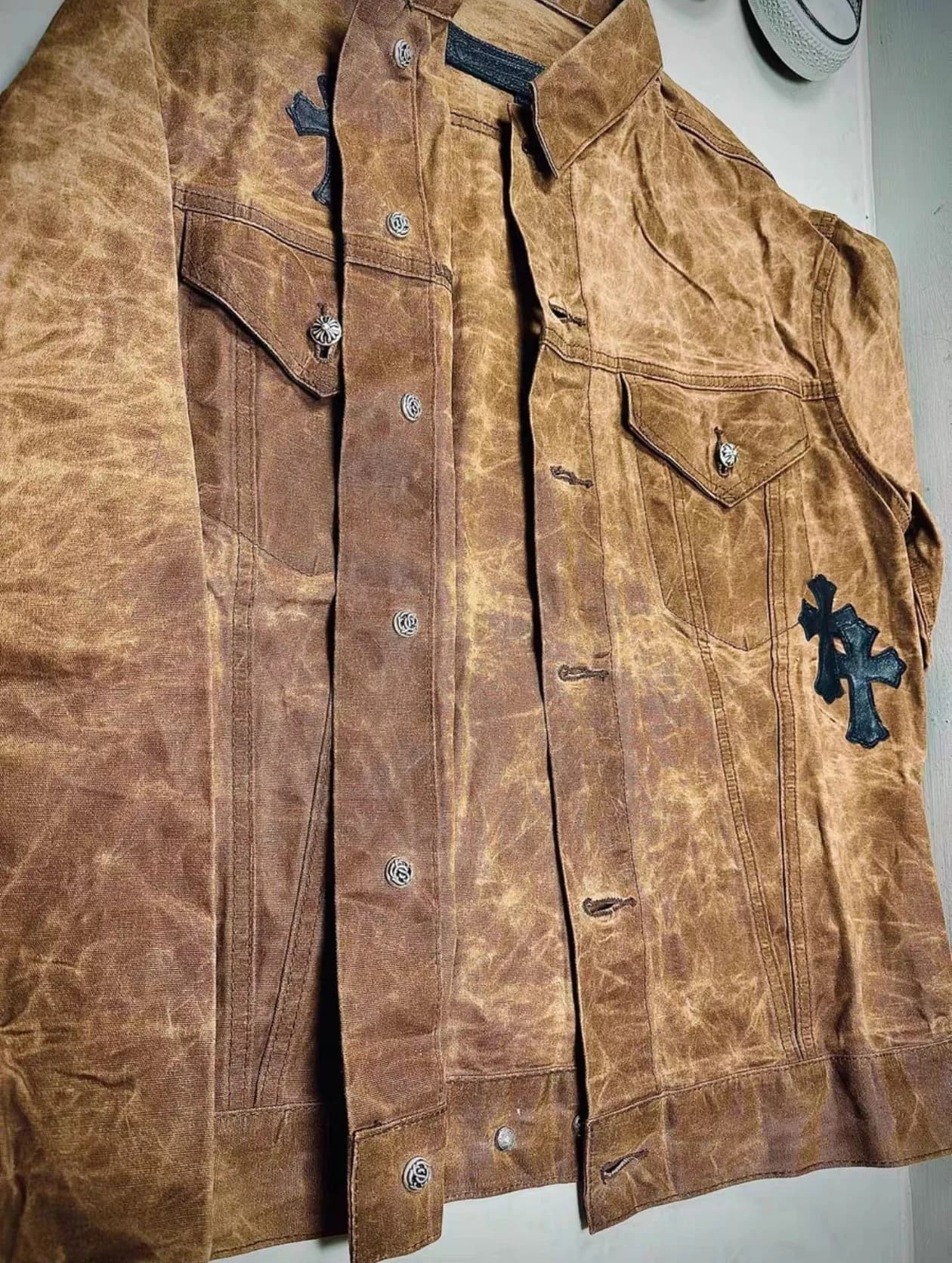 Куртка Chrome Hearts в расстегнутом виде