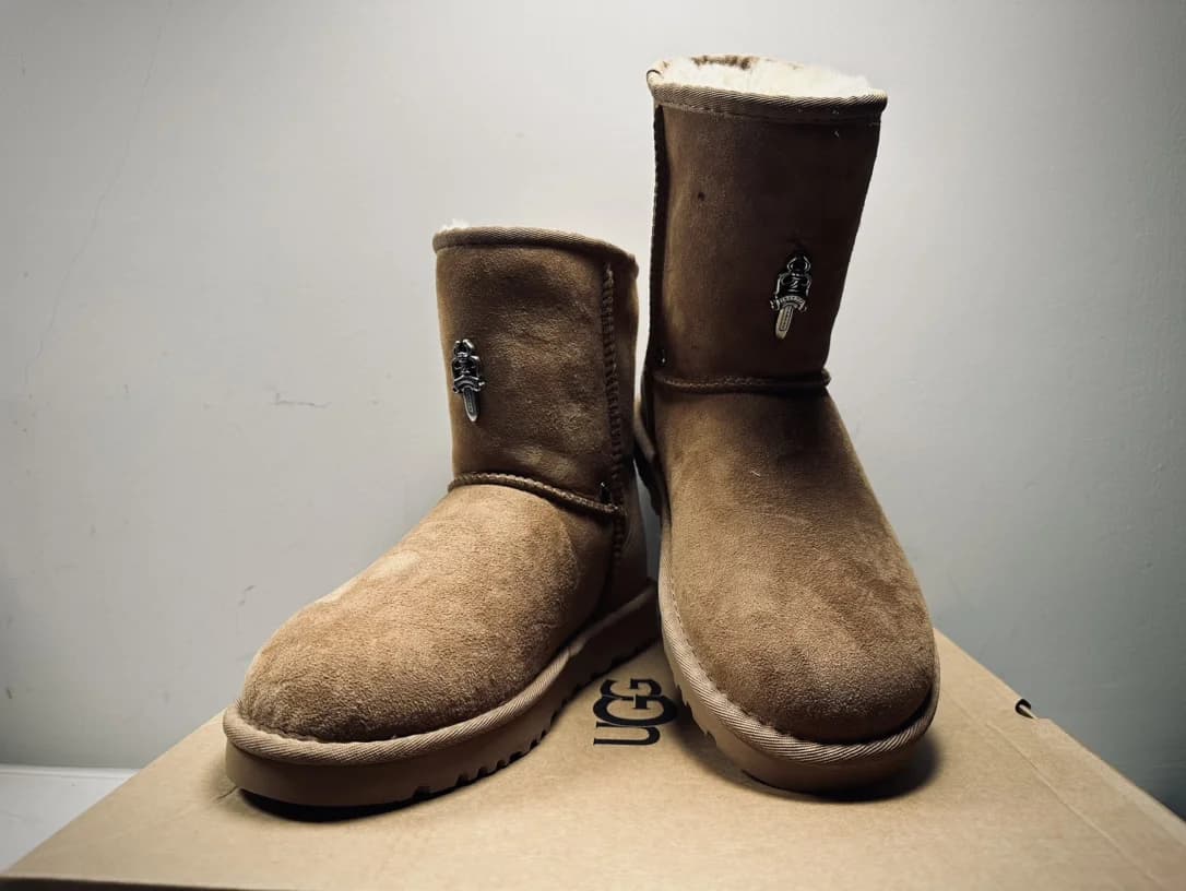Коллаборационные угги Chrome Hearts x UGG Classic Short II из коричневой замши
