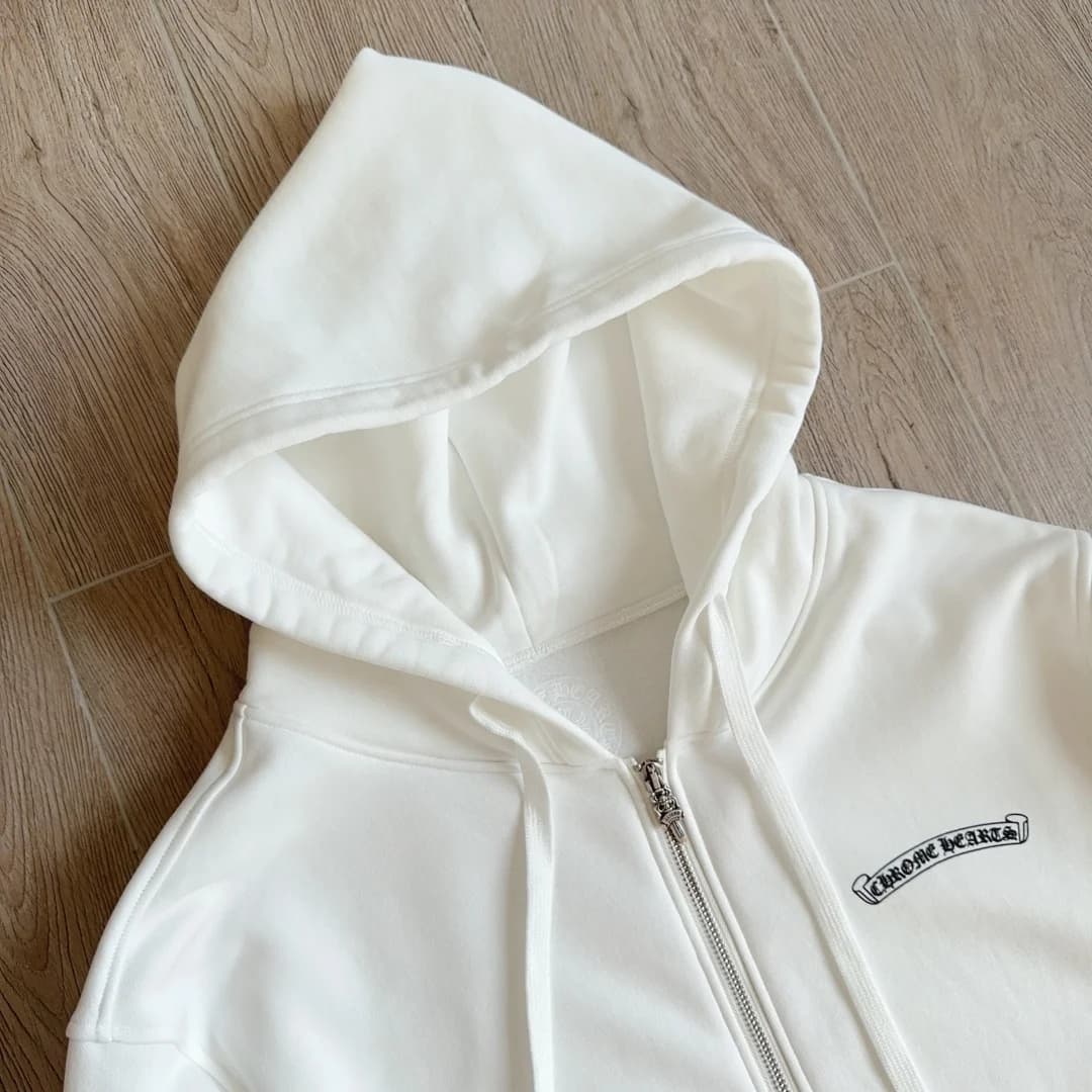 Капюшон белого зип-худи Chrome Hearts