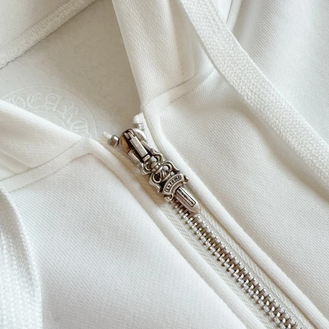 Металлическая молния с пуллером-крестом на зип-худи Chrome Hearts