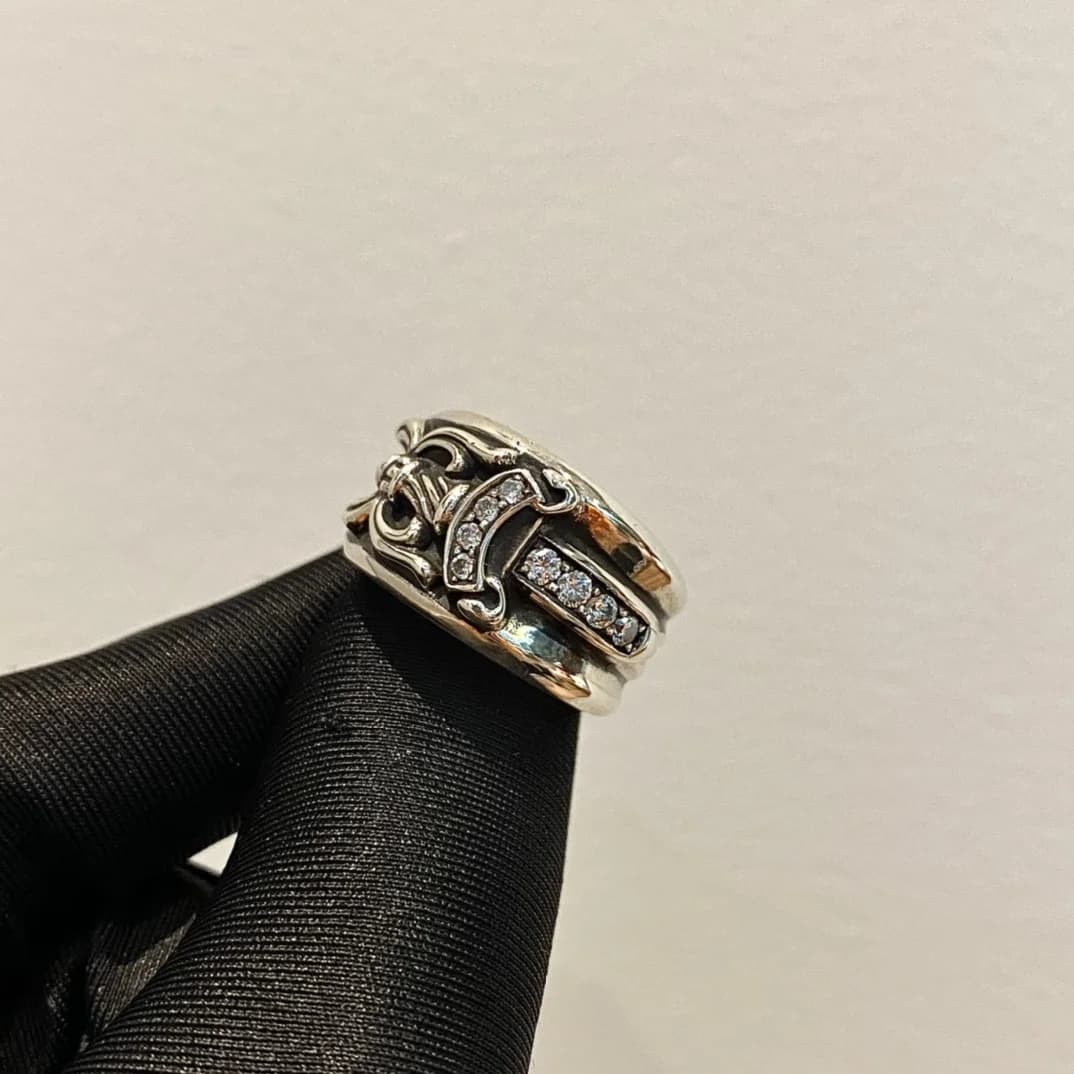 Серебряное кольцо Chrome Hearts Dagger с инкрустацией камнями