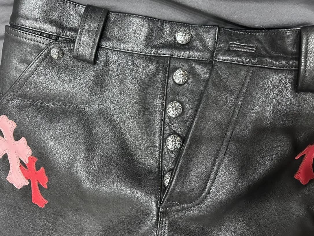 Chrome Hearts Кожаные брюки с нашивками