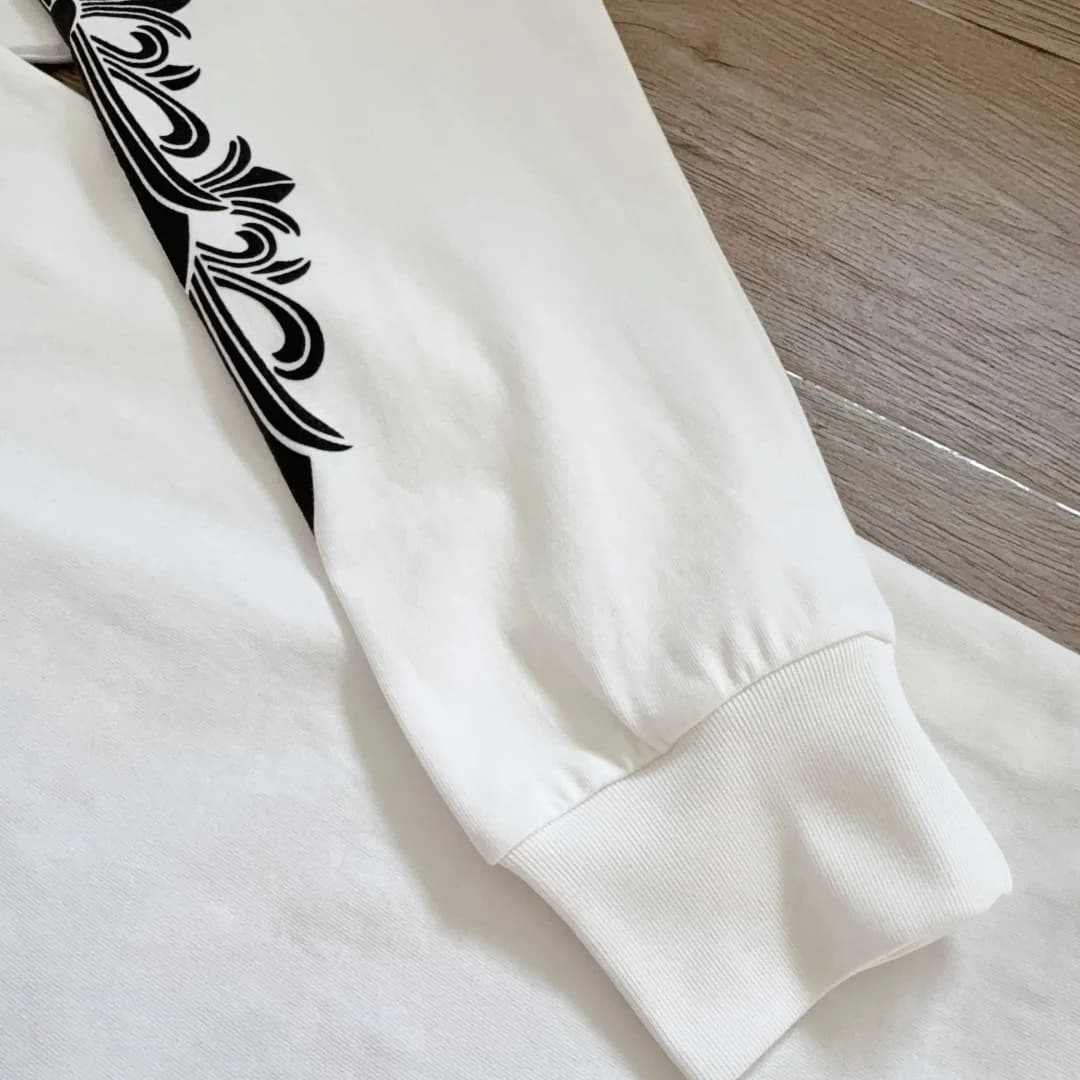 Рукав с манжетом и принтом лонгслива Chrome Hearts