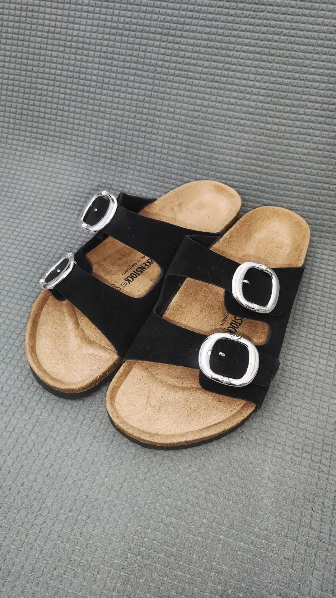 Черные кожаные сандалии Chrome Hearts x Birkenstock Arizona с серебряными пряжками