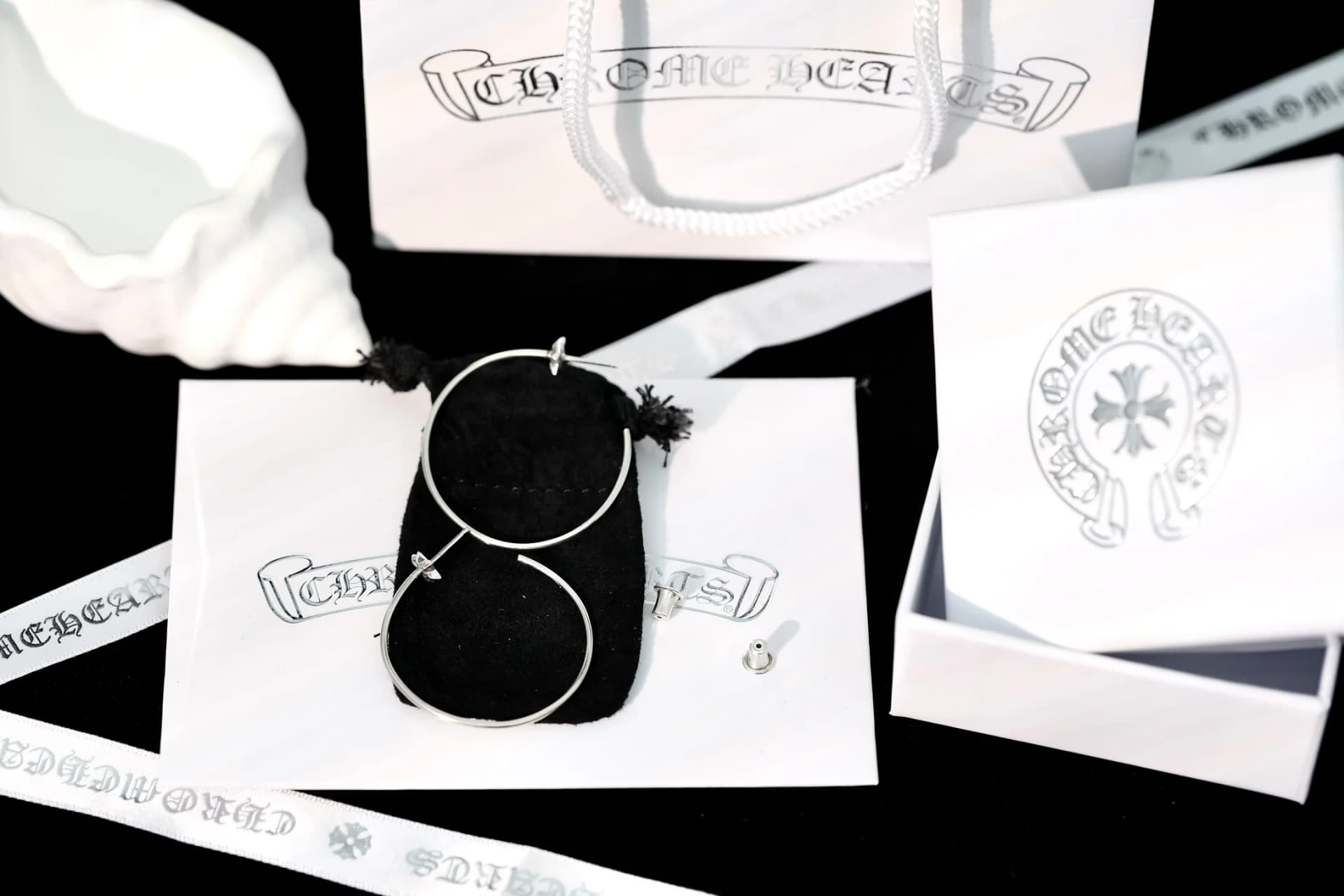 Комплект серег Chrome Hearts с фирменным мешочком, коробкой и пакетом
