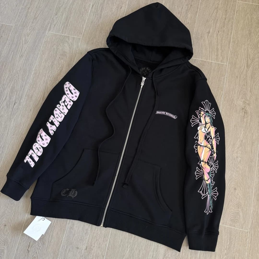 Черное худи на молнии Chrome Hearts x Deadly Doll под углом