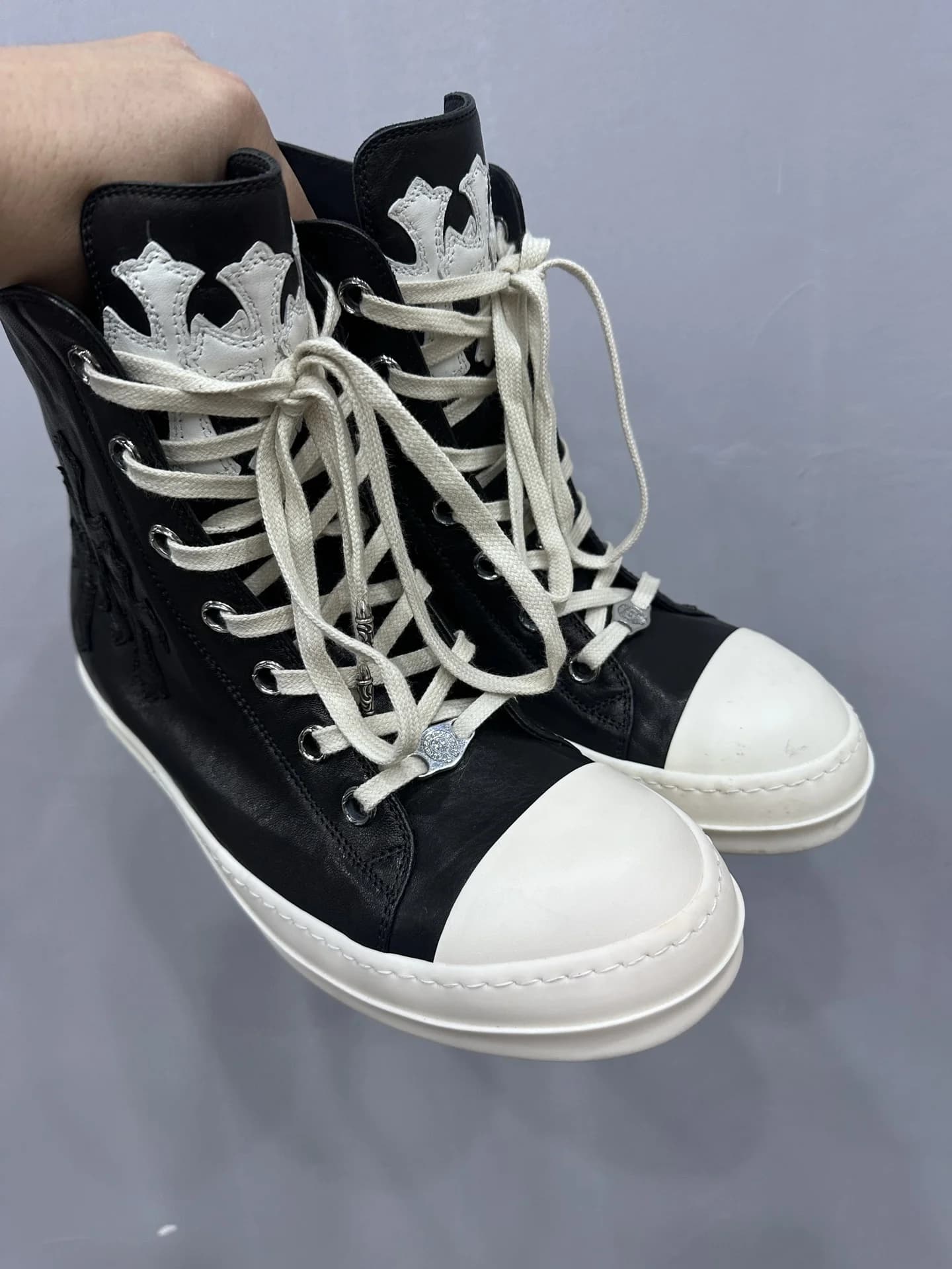 Черные кожаные высокие кеды Chrome Hearts x Rick Owens с нашивками в виде крестов